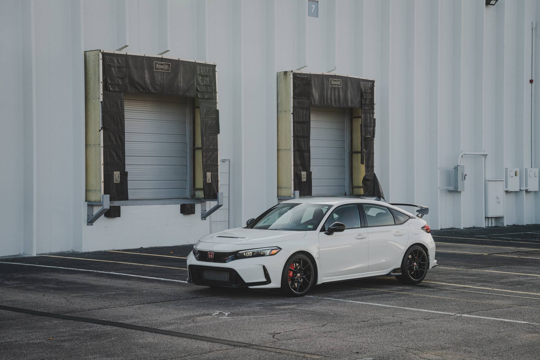 11th Gen Honda Civic Official CHAMPIONSHIP WHITE FL5 Type R Photos Thread 54218919149_43aafa0a07_k