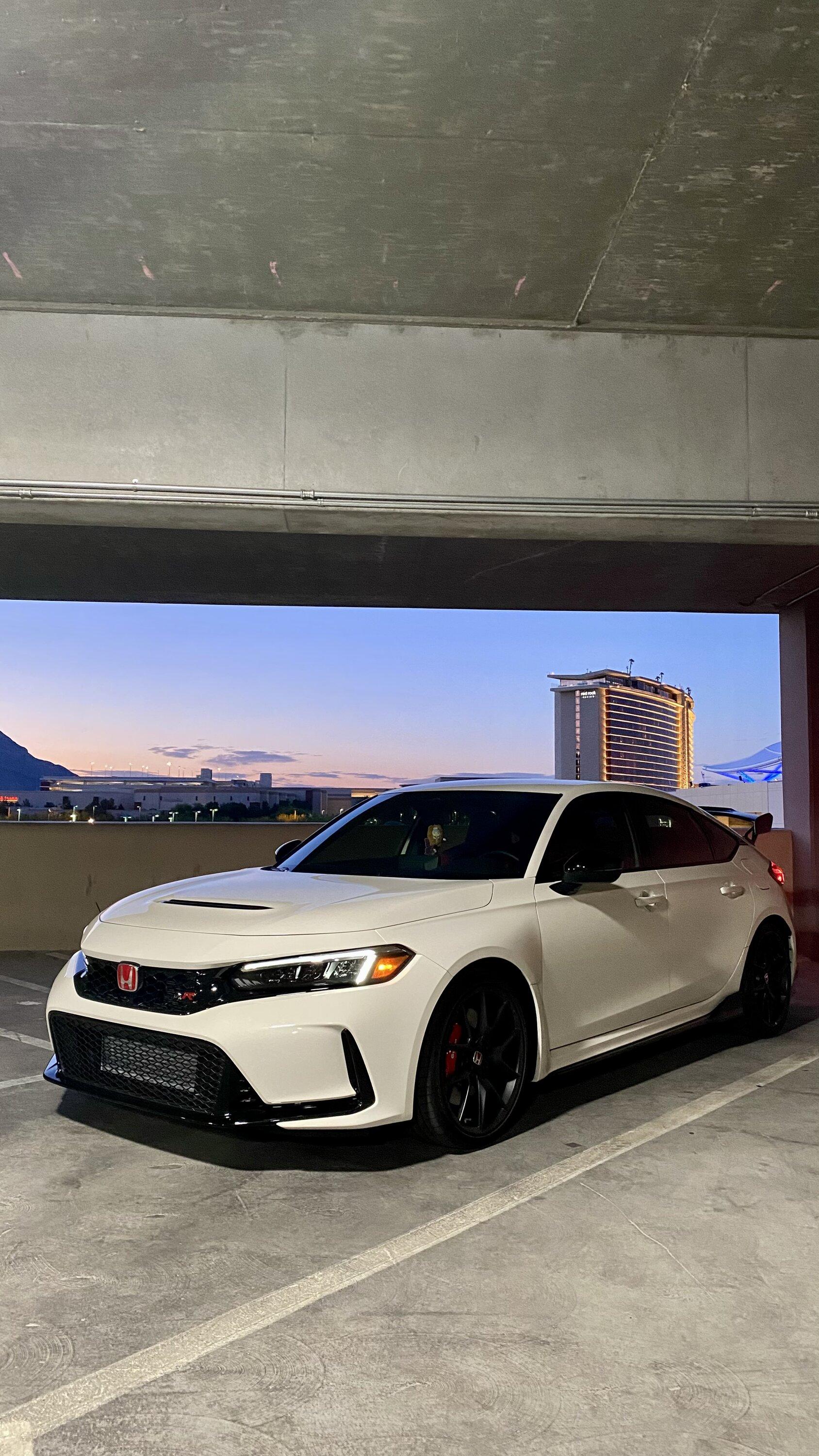 11th Gen Honda Civic Official CHAMPIONSHIP WHITE FL5 Type R Photos Thread 572627B3-7C54-4D25-BECF-56269A0596AE