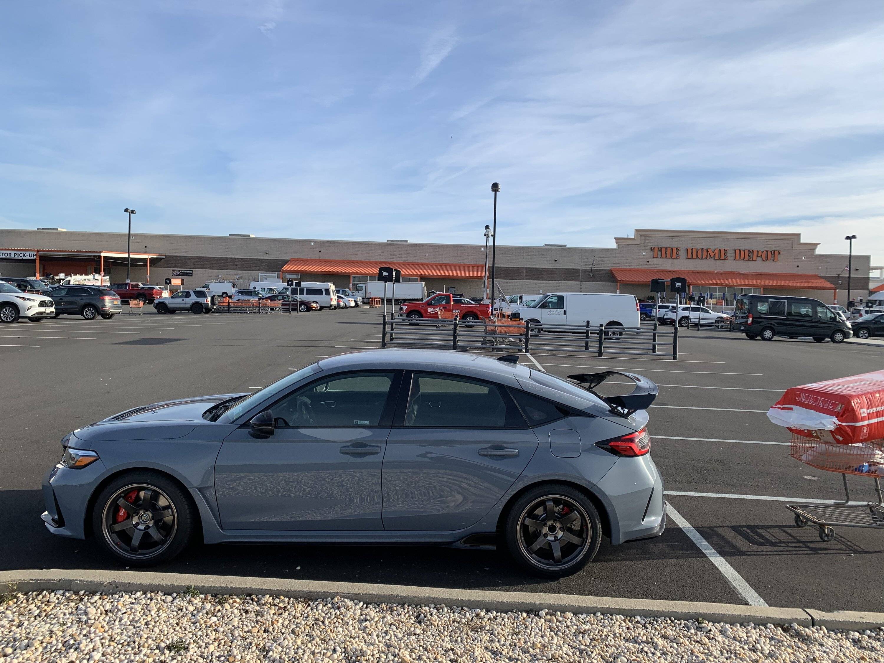 11th Gen Honda Civic How far away from other cars do you park your FL5? 58949E44-A6DB-4657-B0A4-B0FE74677550