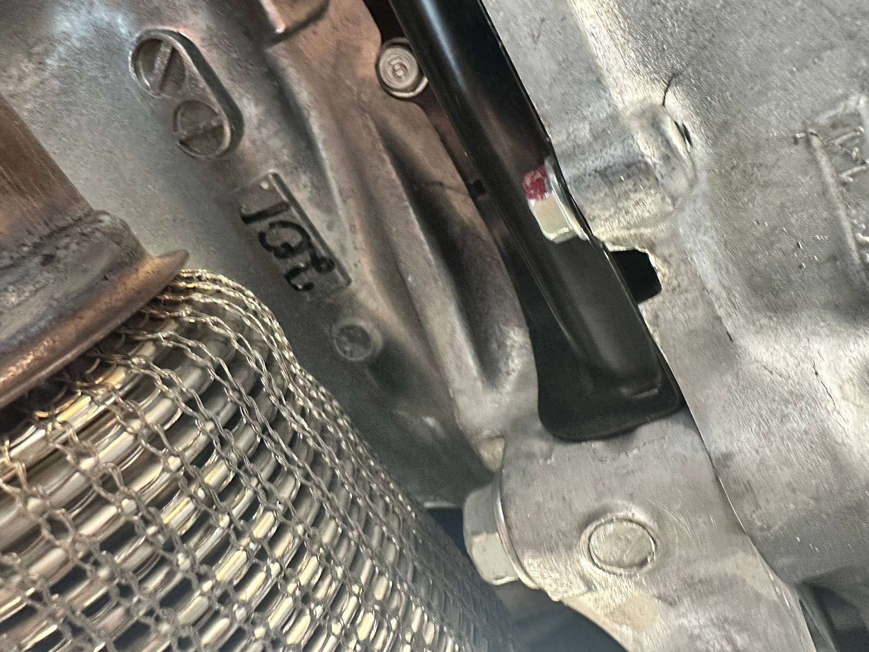 11th Gen Honda Civic Transmission Case/Flywheel Hole? 6mthole2