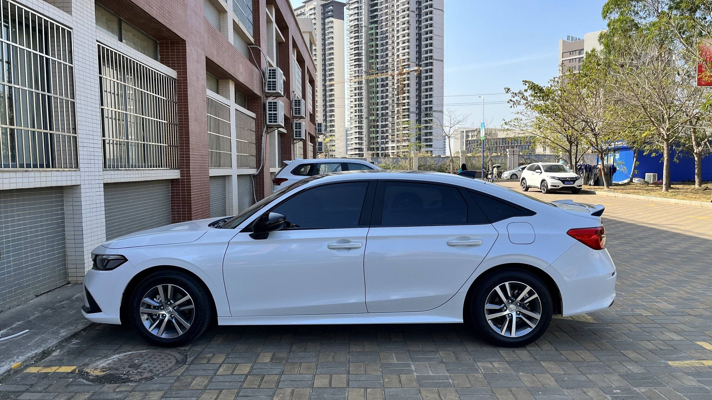 11th Gen Honda Civic Hi everyone, I'm from China and I want to share my Civic 70c059f223b38e51622273d7bbdc707