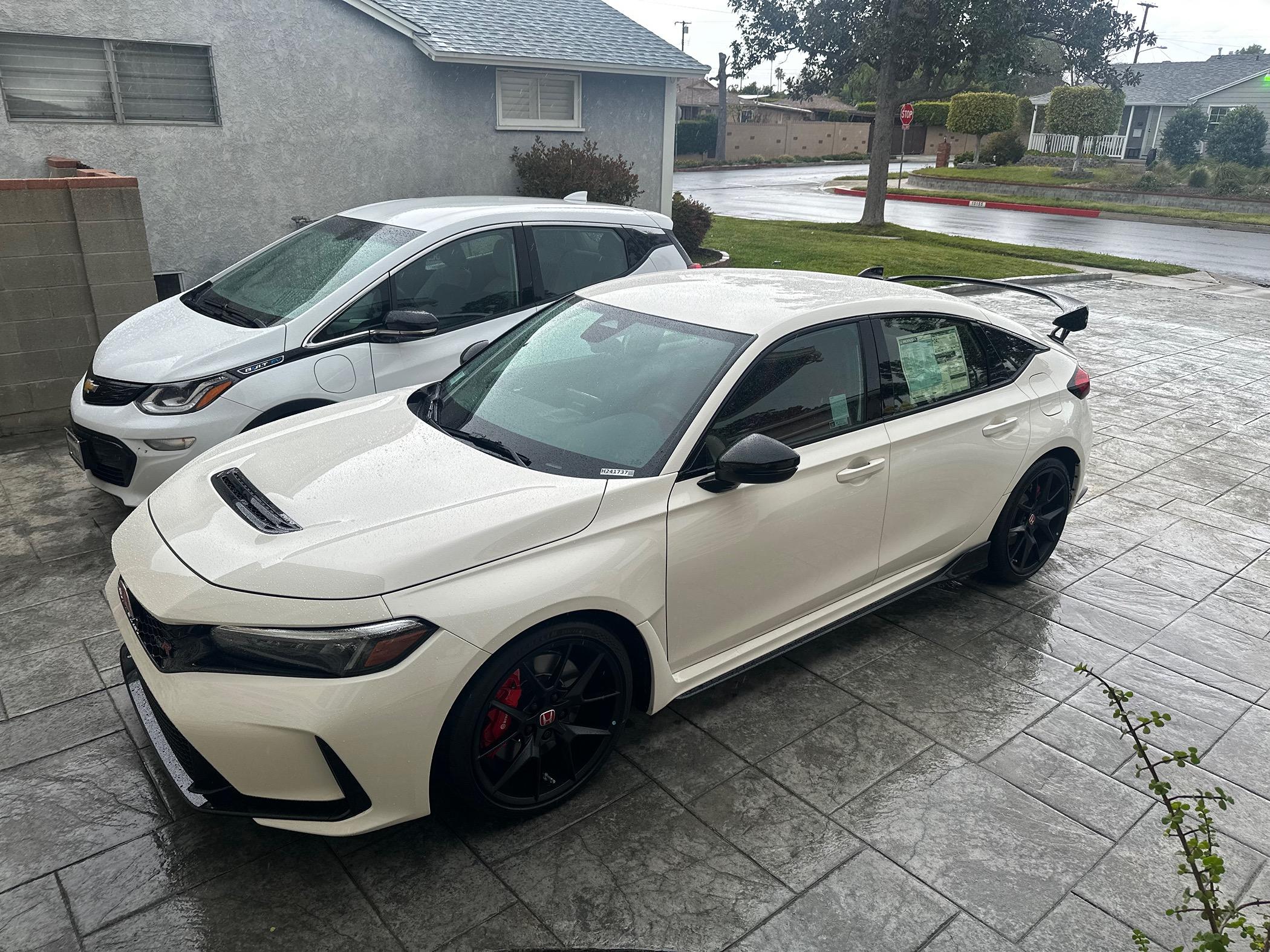 11th Gen Honda Civic "The Search".. not what i expected. 73301185901__F2A85DED-5426-4728-8231-83DFA16C3B45