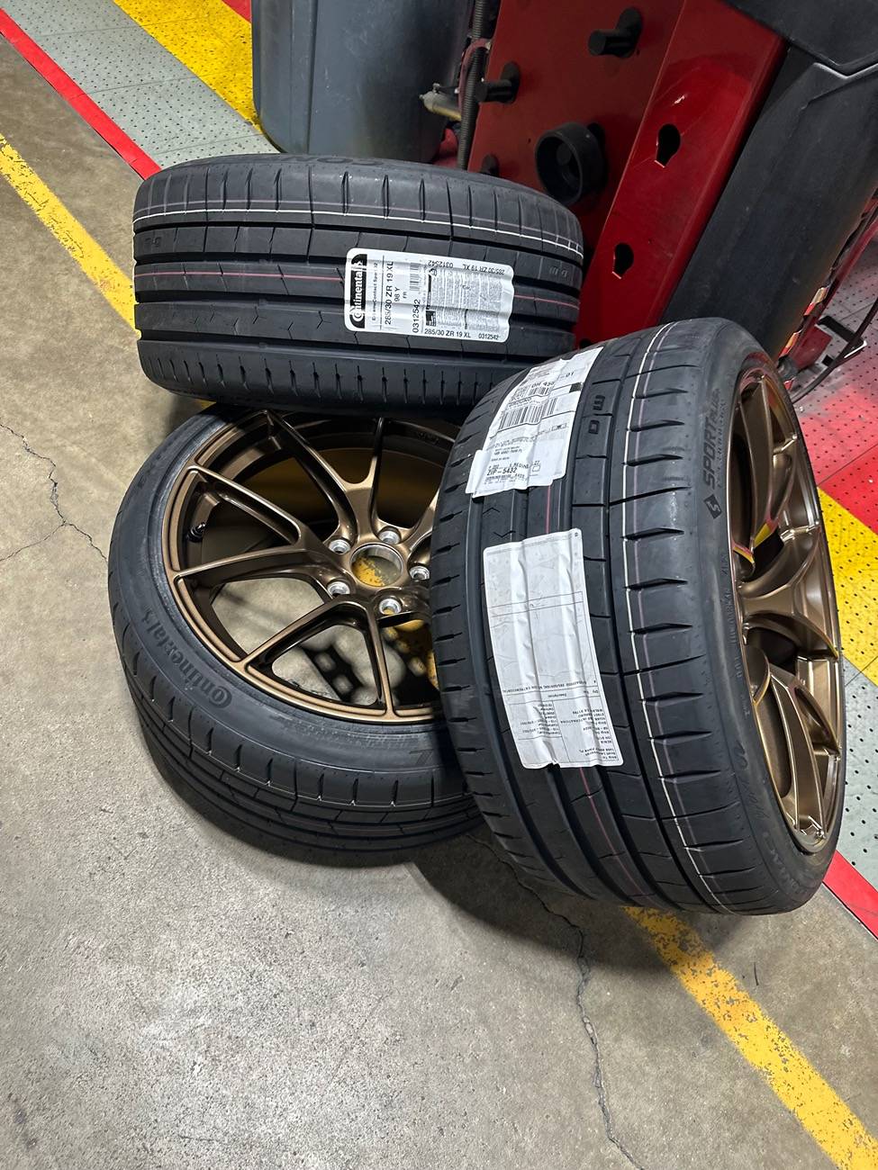 11th Gen Honda Civic ► Official APEX Wheels Showroom Gallery 74913828639__28E0F0EE-6395-4B0F-990E-83BCEDABEB0B