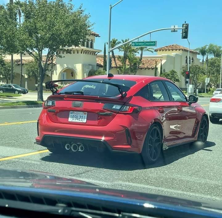 11th Gen Honda Civic FL5 spotted in the wild. 78354D1B-E83B-450F-98ED-FB375DB2BE16