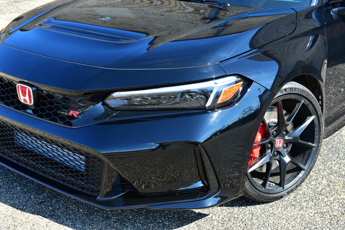 11th Gen Honda Civic Official CRYSTAL BLACK PEARL FL5 Type R Photos Thread 784_4292a