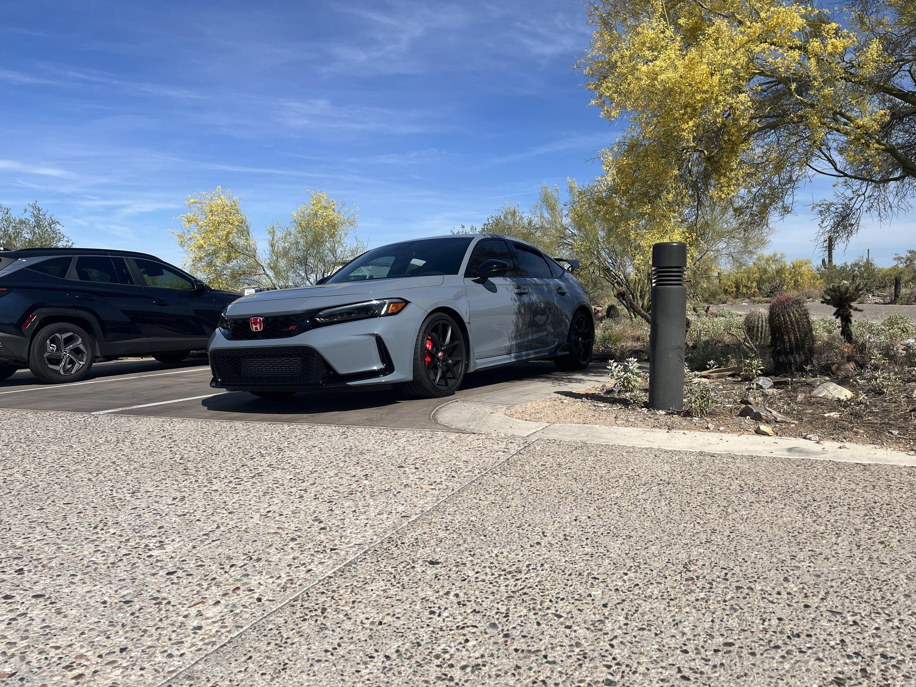 11th Gen Honda Civic Official SONIC GRAY PEARL FL5 Type R Photos Thread 7D7F45E2-36EF-4B48-AED1-97C1E1AE621C
