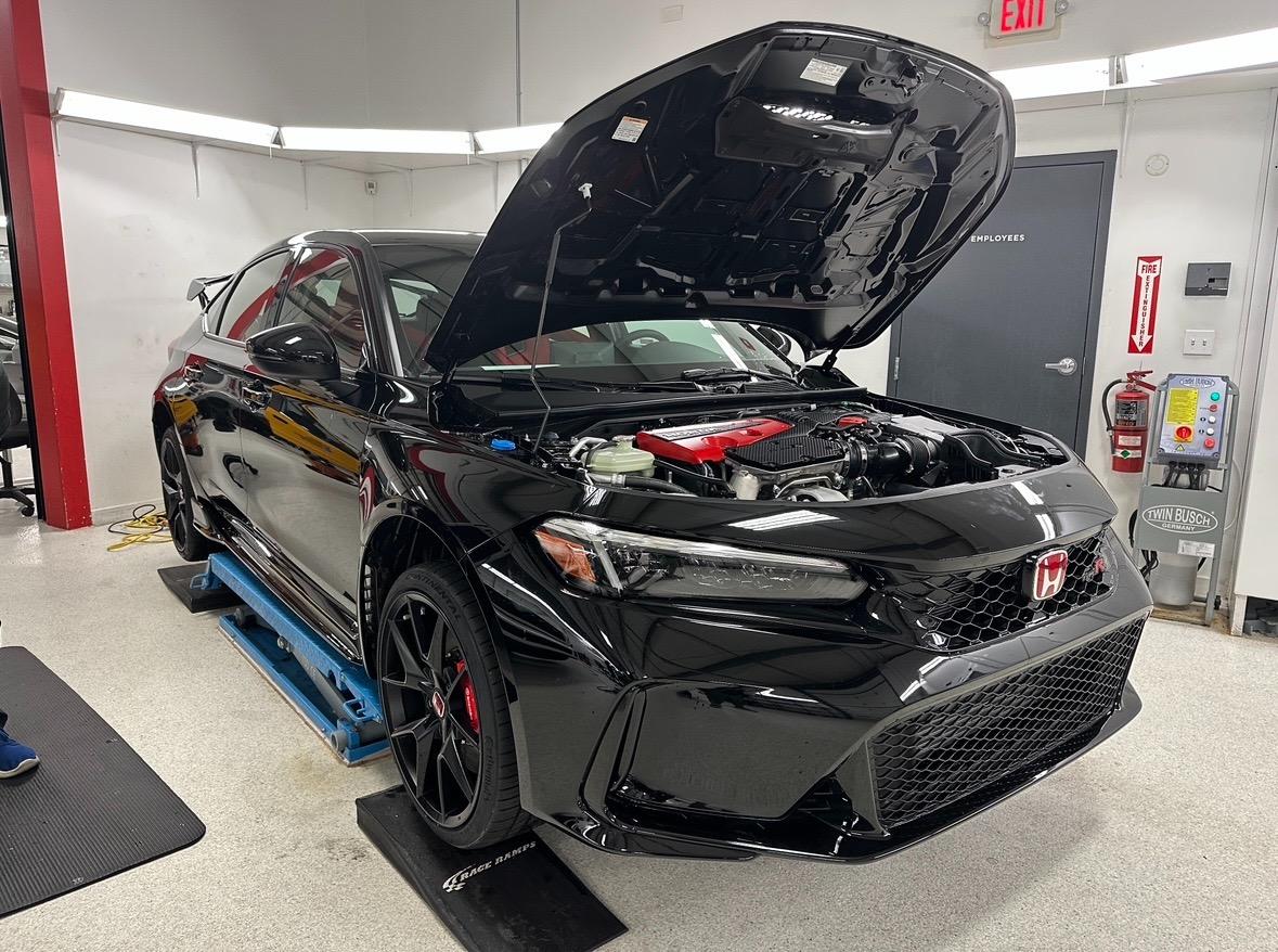 11th Gen Honda Civic Official CRYSTAL BLACK PEARL FL5 Type R Photos Thread 85A84B06-DD5B-4E6E-8794-3F1B1667F902
