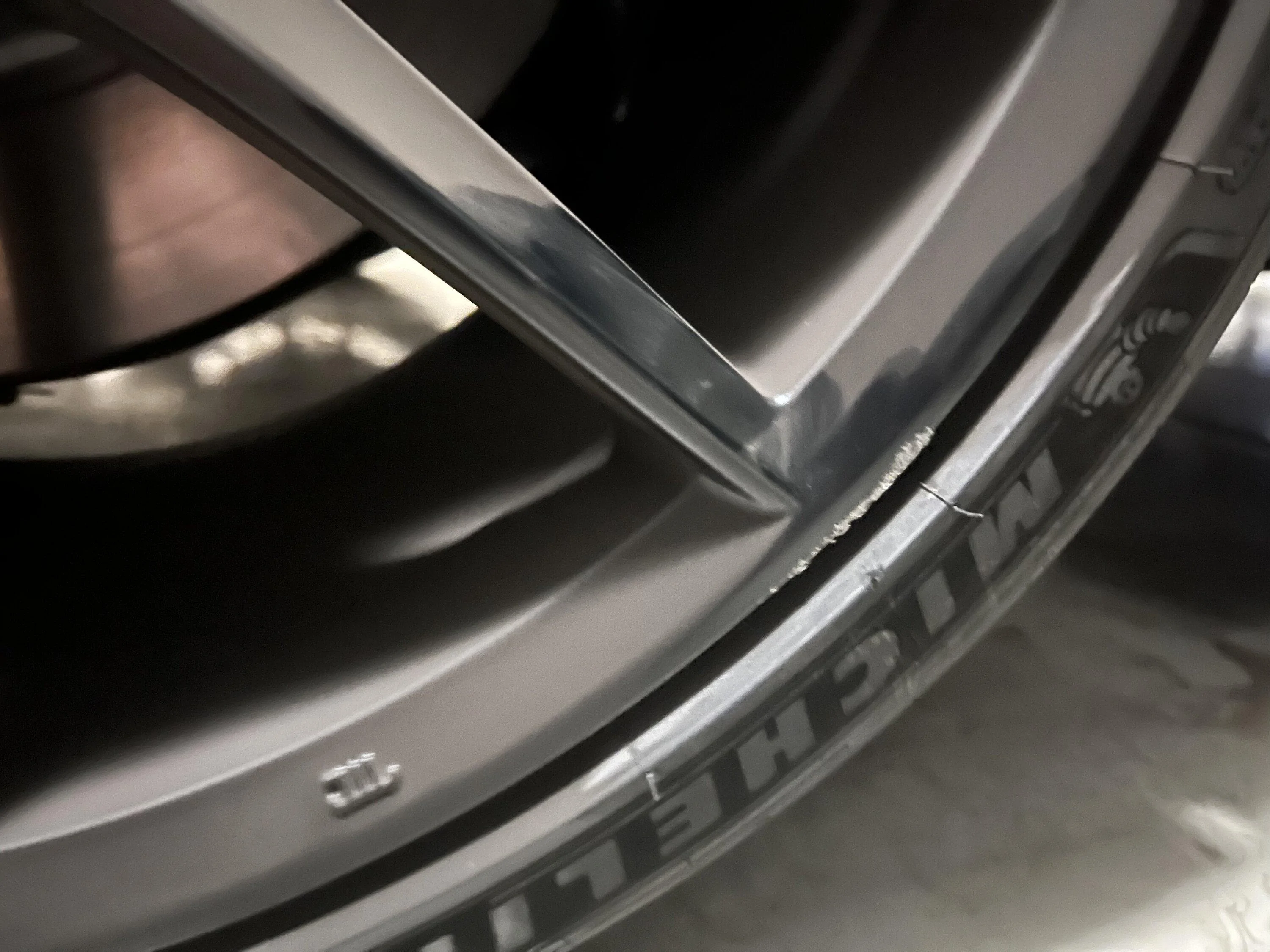 11th Gen Honda Civic Wheel rash!! Help im spiraling 89FF950F-F999-40BD-88D9-851D0EC894AC