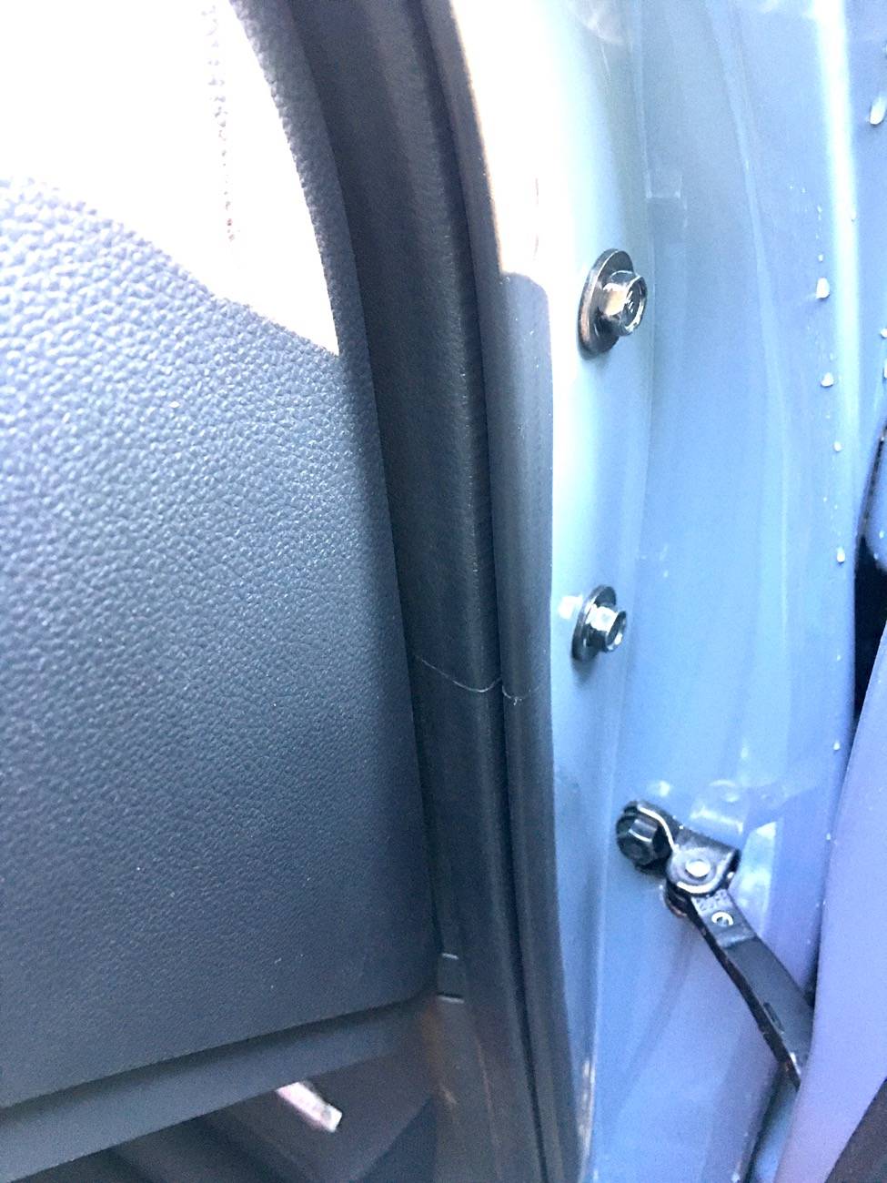 11th Gen Honda Civic Can anyone take a picture of the passenger side dash/door seal area? 955829C9-F92B-4EE0-B78C-2550F7ED5AD6