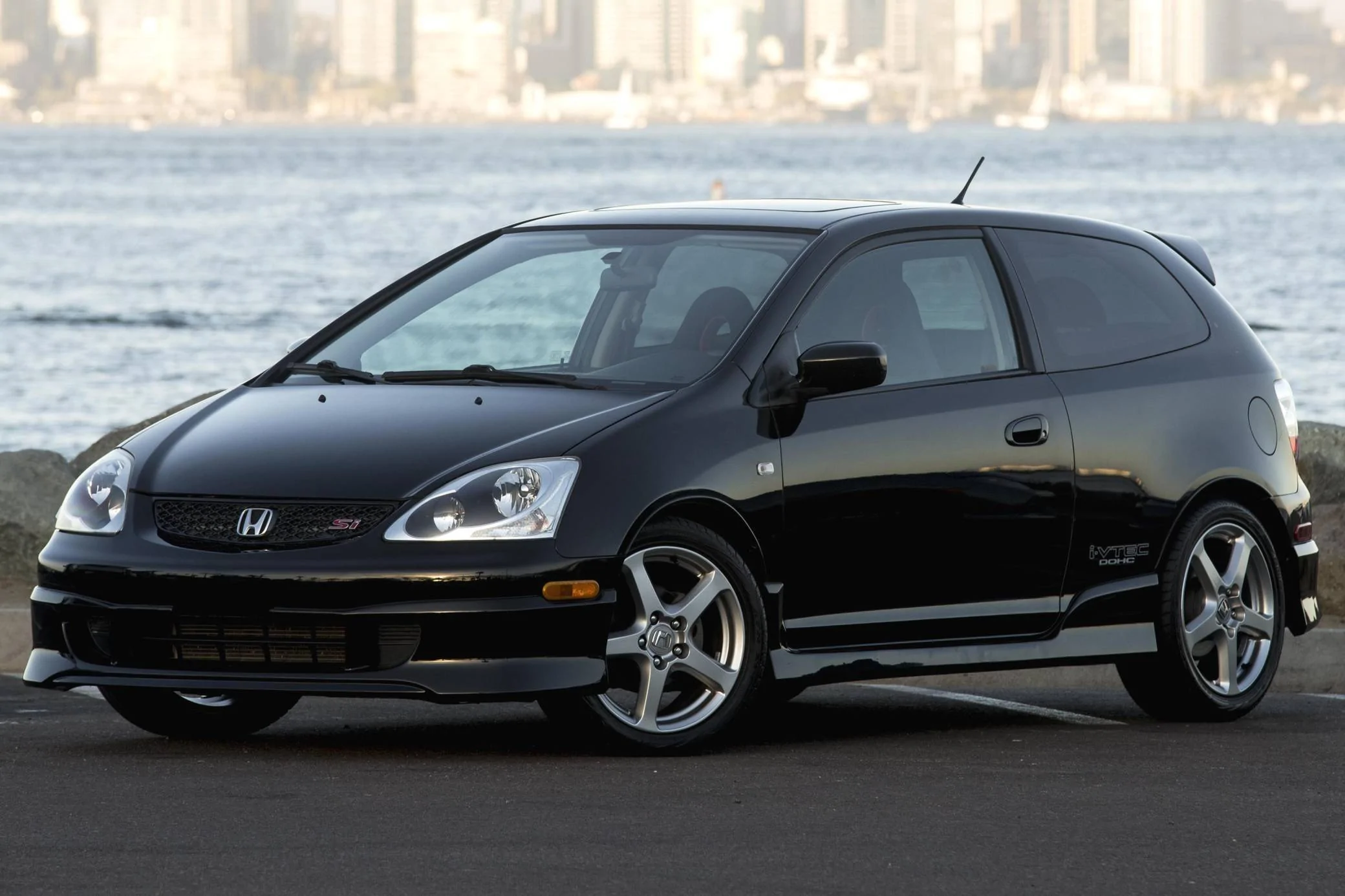 11th Gen Honda Civic 2023 Civic Hatchback goes live on ShopHonda.com 9a26Z5lD-JUd1TTi6jf-(edit)