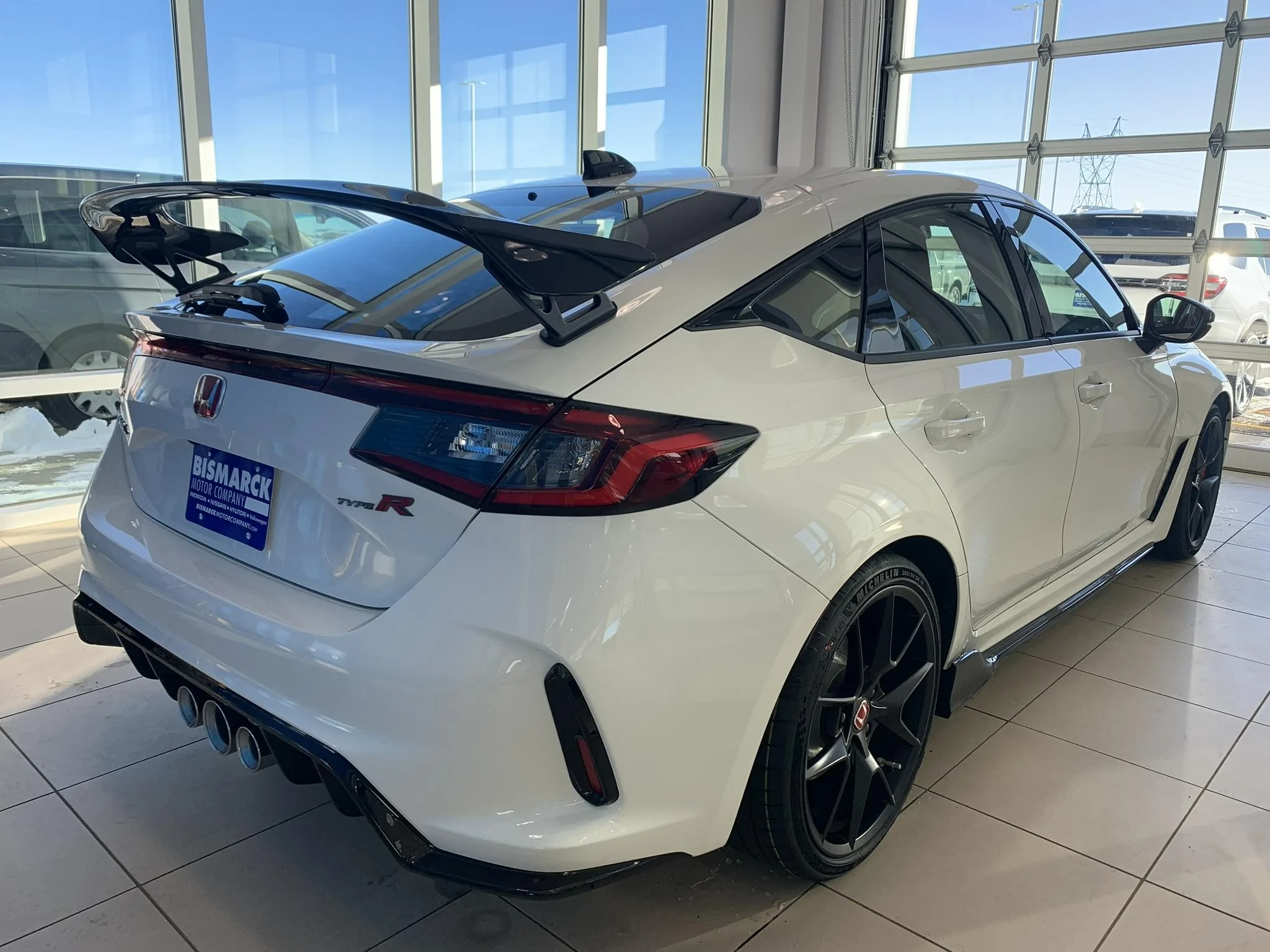 11th Gen Honda Civic Post your FL5 Civic Type R delivery pics! 🙌 📸 9C4B6773-98E9-4D9F-A4F9-9C18296A9745