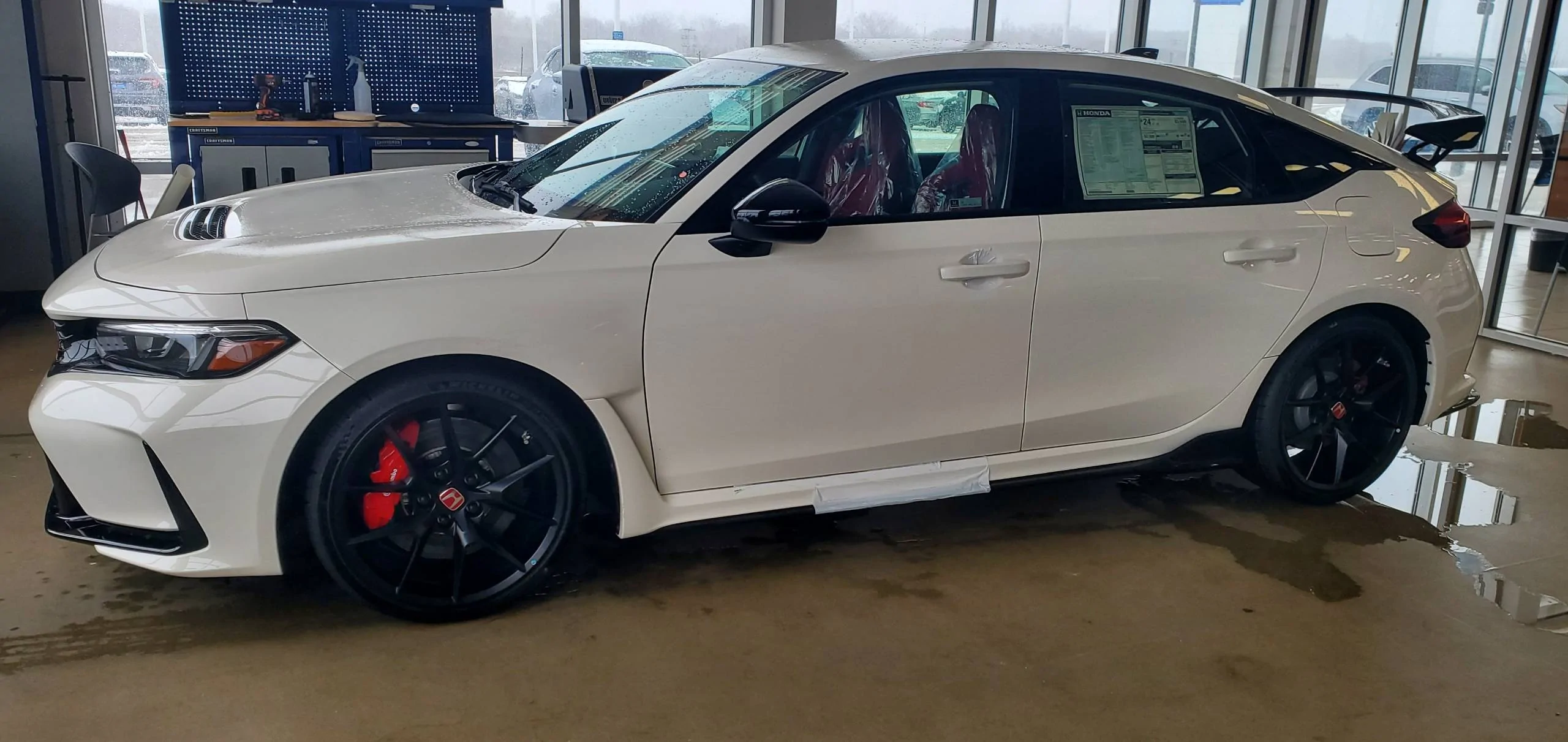 11th Gen Honda Civic East Coast FL5 Delivery Estimates/Confirmations 9D0234F0-57E2-4D9A-BF3F-9C21338913BB