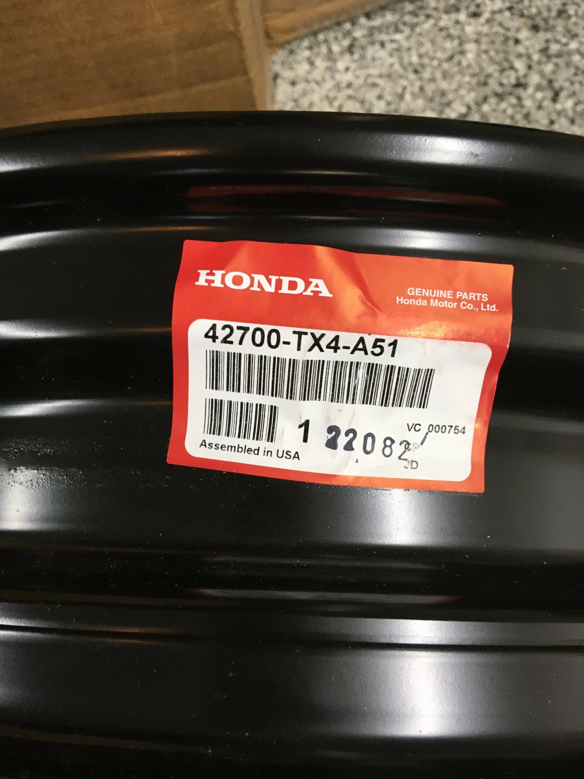11th Gen Honda Civic Finally here! Most boring parts delivery ever! Civic spare wheel kit 9EAB3D64-B2B4-4B1F-AE96-46956C4BFAED