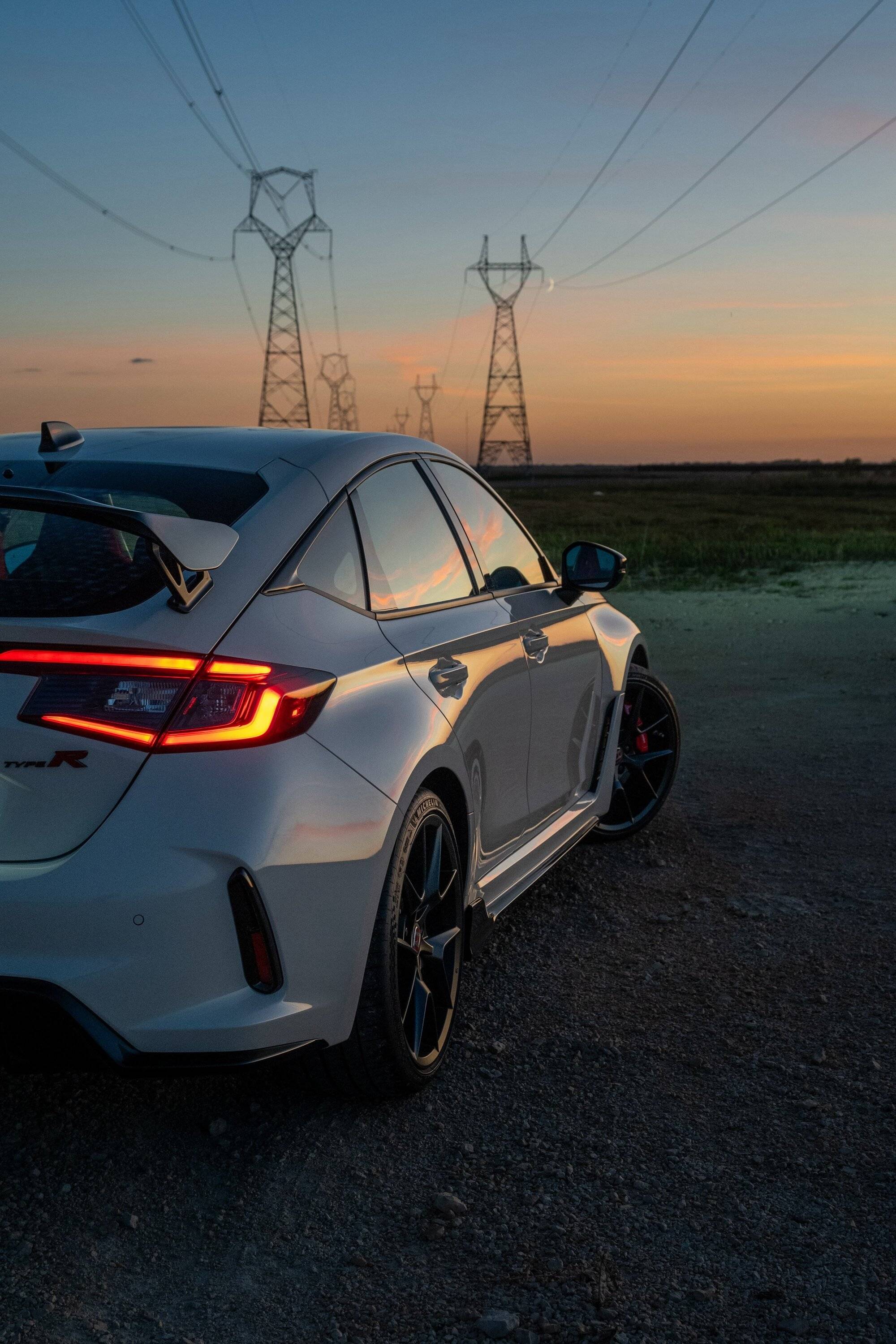 11th Gen Honda Civic POV photoshoot of Type R (YT Cool car crap car) _Z634890