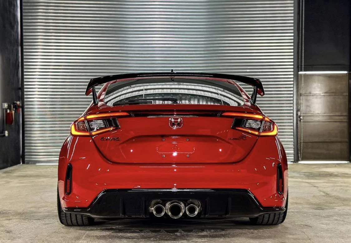 11th Gen Honda Civic Official RALLYE RED FL5 Type R Photos Thread A5E2CAA8-C4BD-4DDC-A057-1463C754B40D