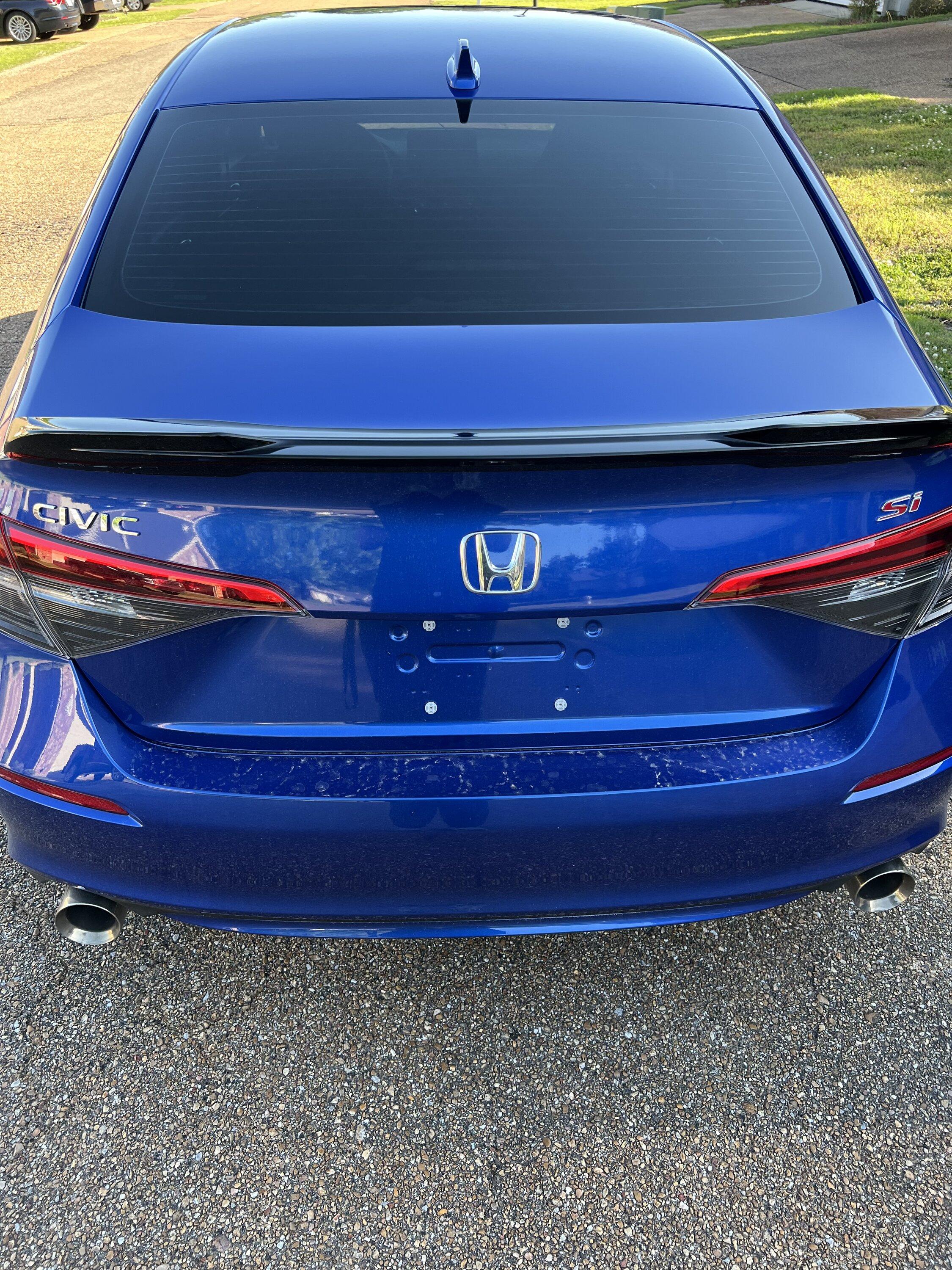 11th Gen Honda Civic Tint Around Third Brake Light A5F33301-92AC-4880-8686-10A6BCE29F6F