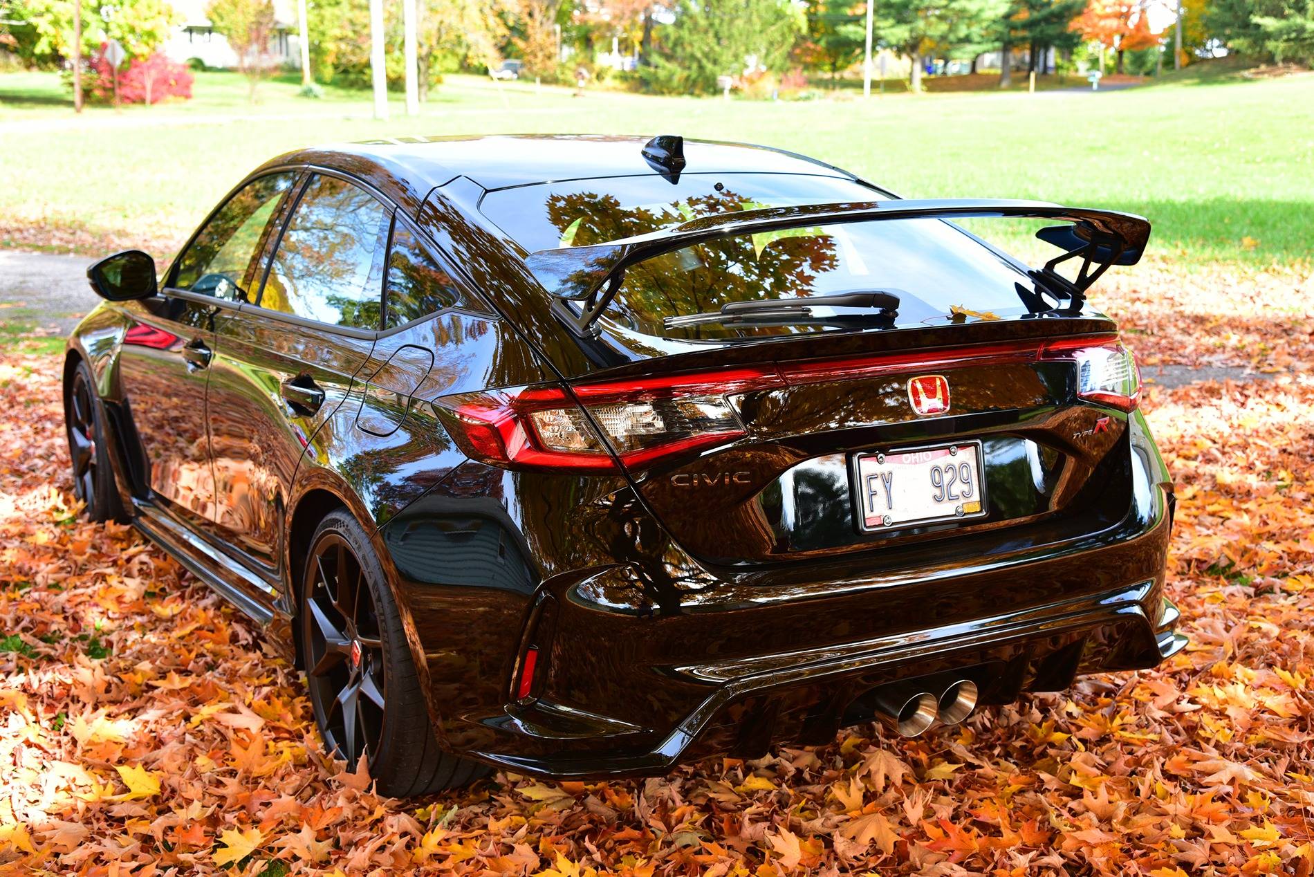 11th Gen Honda Civic Official CRYSTAL BLACK PEARL FL5 Type R Photos Thread AAC_7083a