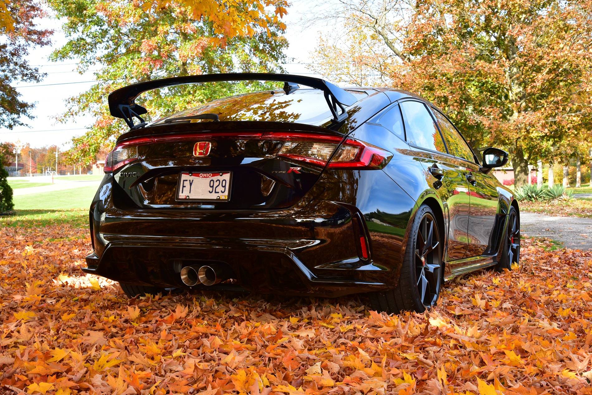 11th Gen Honda Civic Official CRYSTAL BLACK PEARL FL5 Type R Photos Thread AAC_7127a