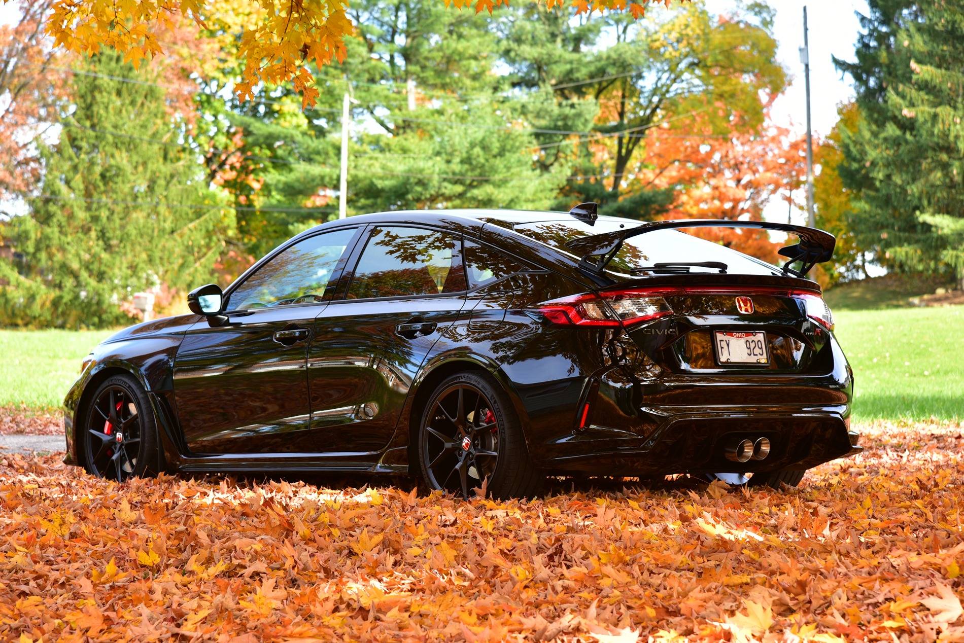 11th Gen Honda Civic Official CRYSTAL BLACK PEARL FL5 Type R Photos Thread AAC_7146a