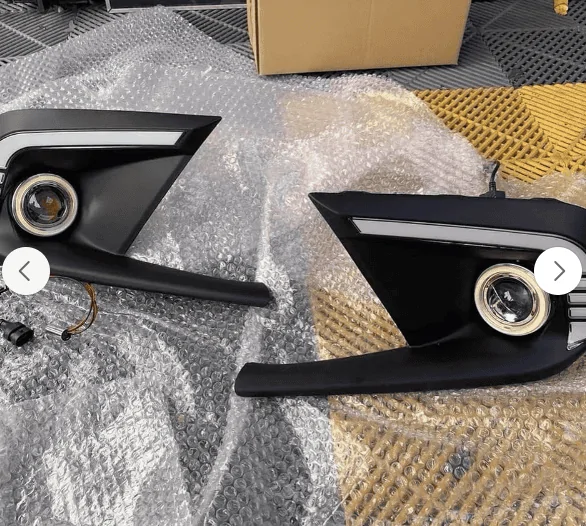 11th Gen Honda Civic 2023 Civic Sport Mod Weekend Angle Eyes