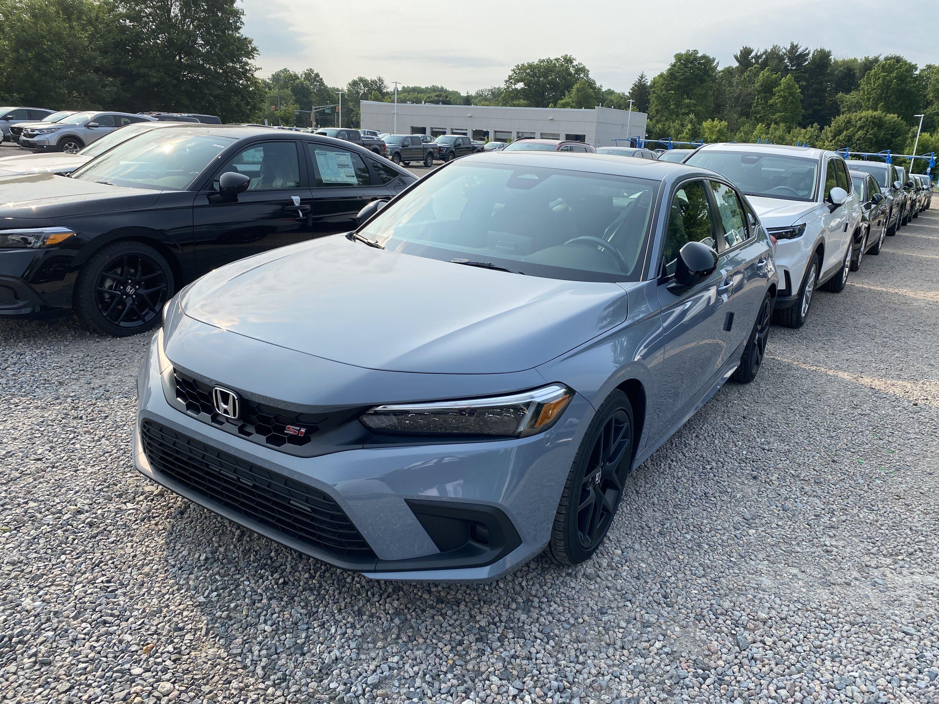 11th Gen Honda Civic Red mirrors on my Sonic Gray SI? B8CAFA48-B104-4878-82B7-08245B8DA1F4