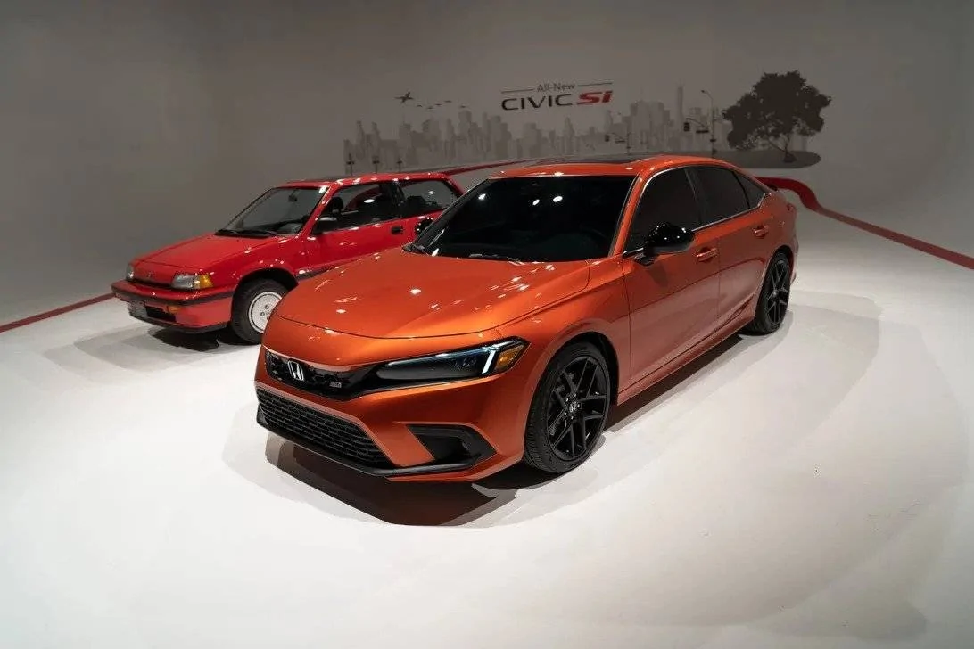 11th Gen Honda Civic Official BLAZING ORANGE PEARL 2022+ 11th Gen Civic Si Thread blazing-orange-2022-civic-si-10