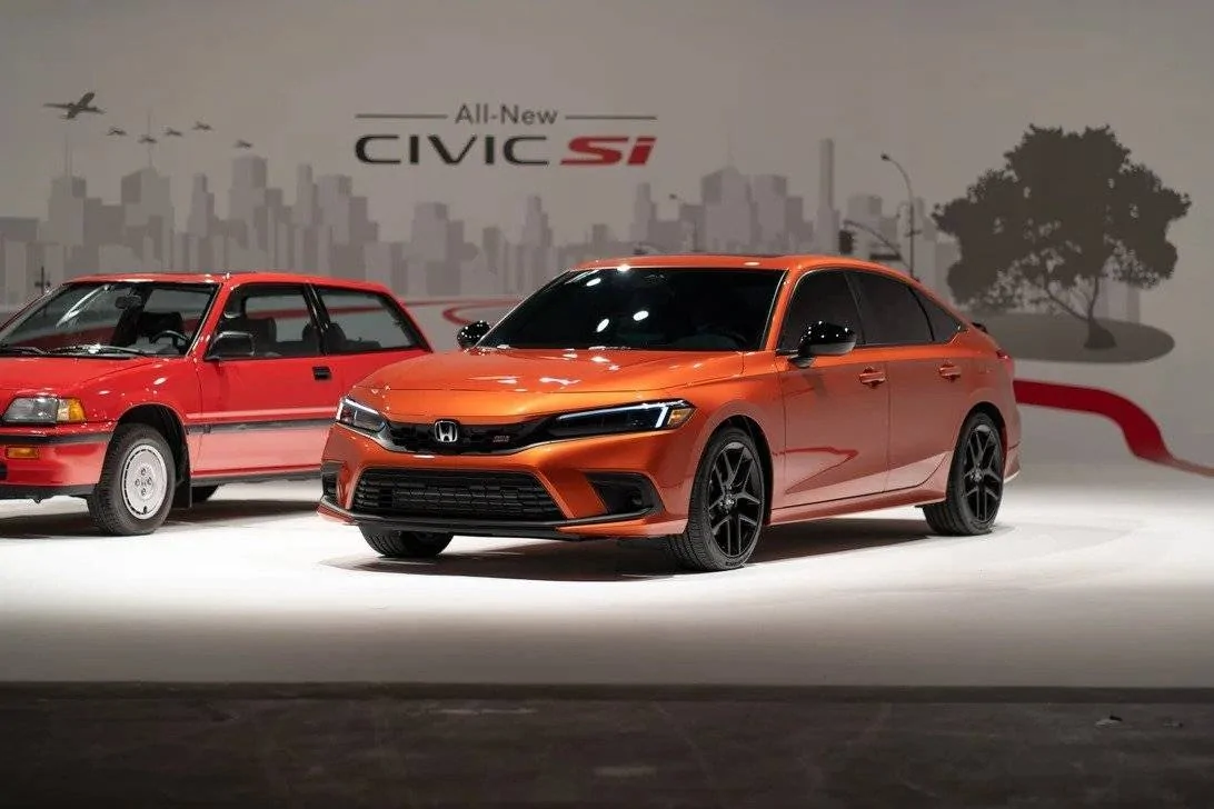 11th Gen Honda Civic Official BLAZING ORANGE PEARL 2022+ 11th Gen Civic Si Thread blazing-orange-2022-civic-si-8