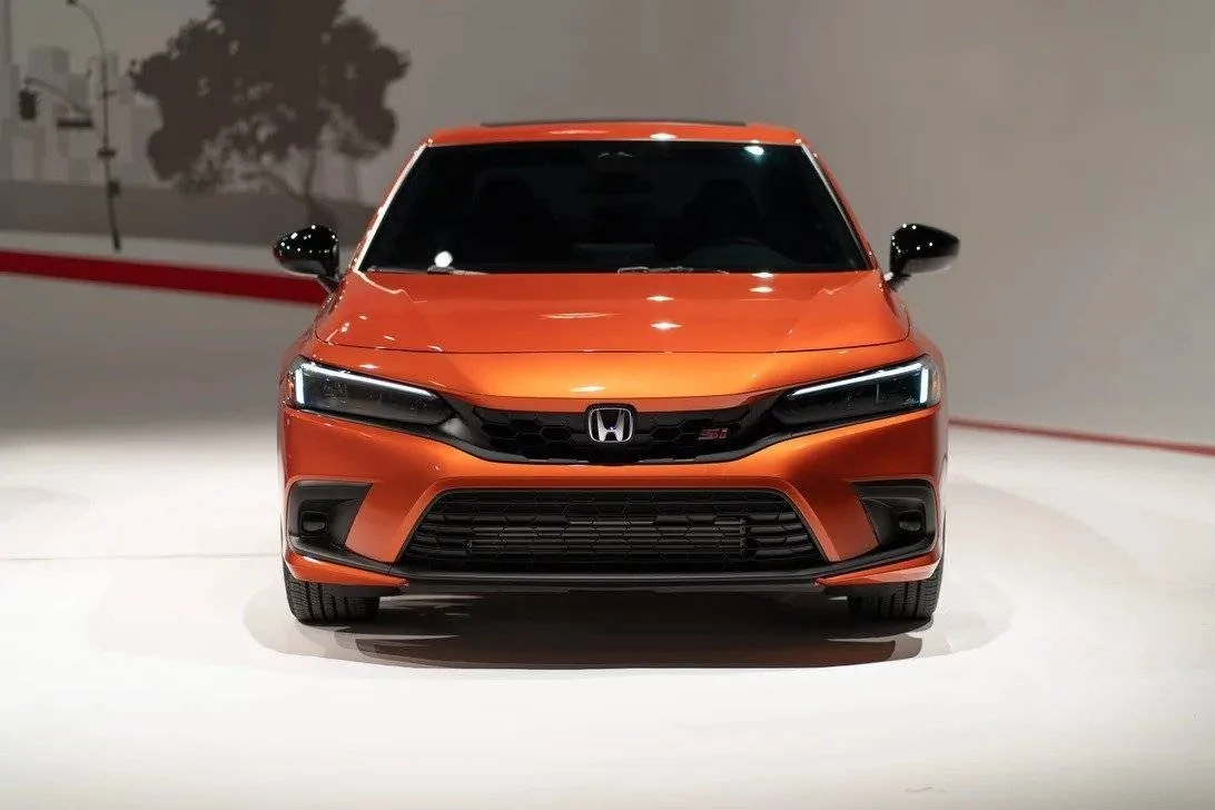 11th Gen Honda Civic Official BLAZING ORANGE PEARL 2022+ 11th Gen Civic Si Thread blazing-orange-2022-civic-si-9