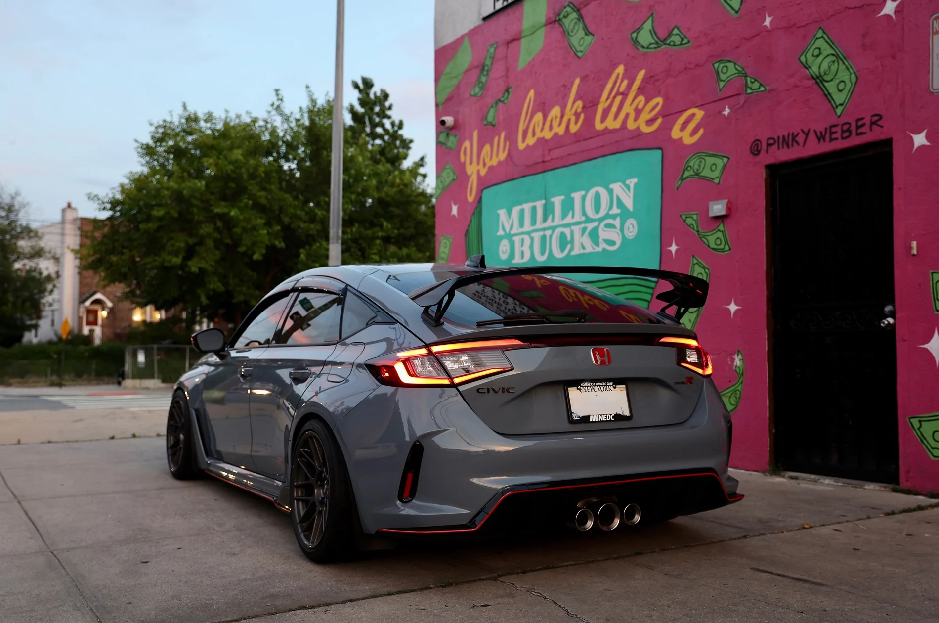 11th Gen Honda Civic Official SONIC GRAY PEARL FL5 Type R Photos Thread BS9A0015