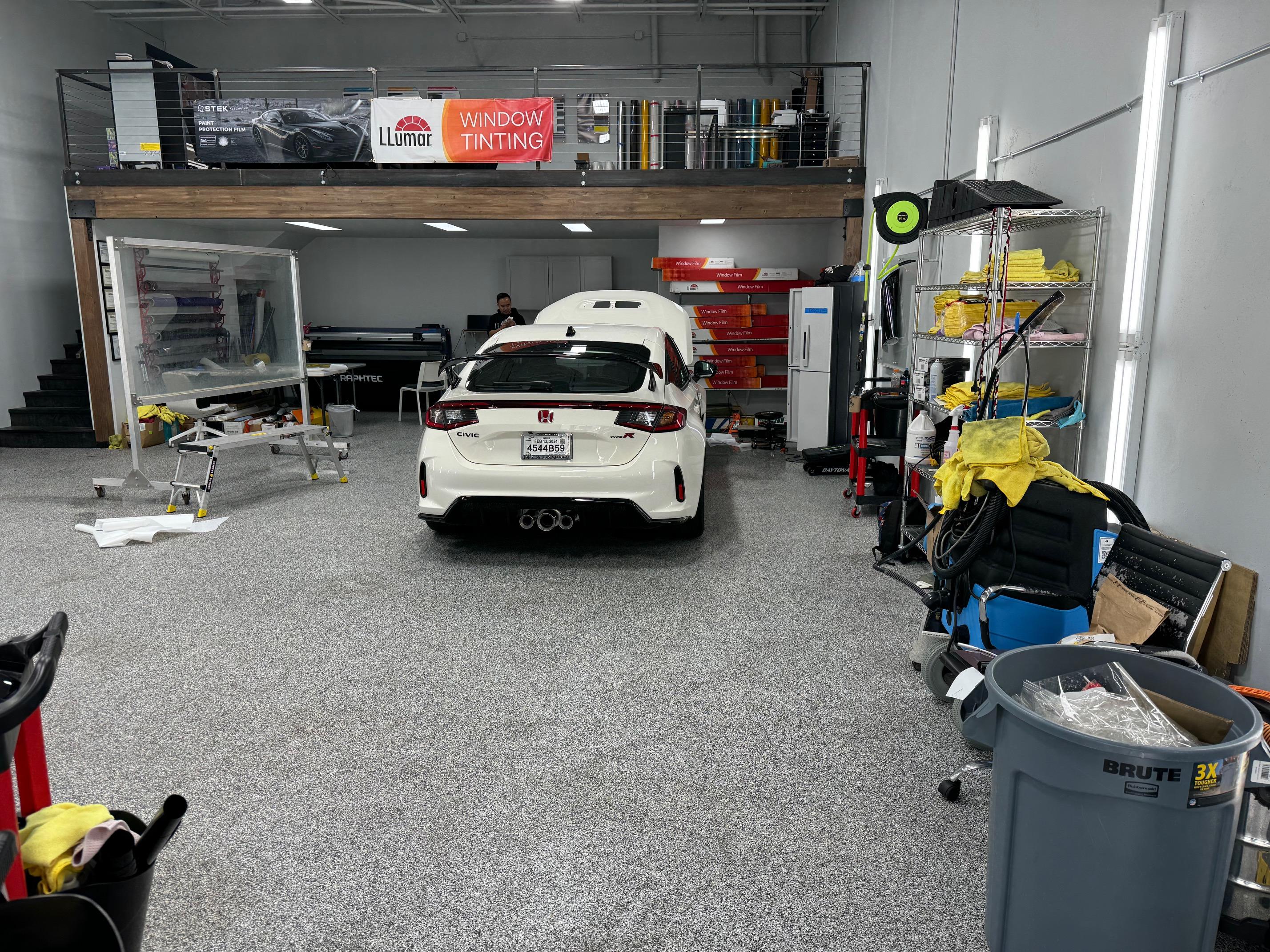 11th Gen Honda Civic Official CHAMPIONSHIP WHITE FL5 Type R Photos Thread C09C18F2-23D3-4A7C-A7A8-053DA77DE21D.JPG