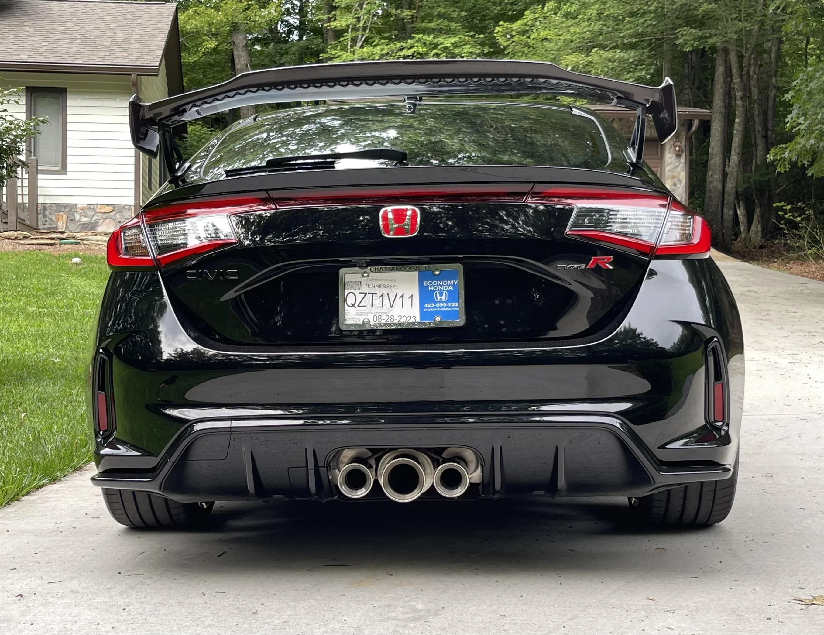 11th Gen Honda Civic Black Civic Type R w/ Track Package C2F6D591-038F-4B1E-8592-9EF7421B202F