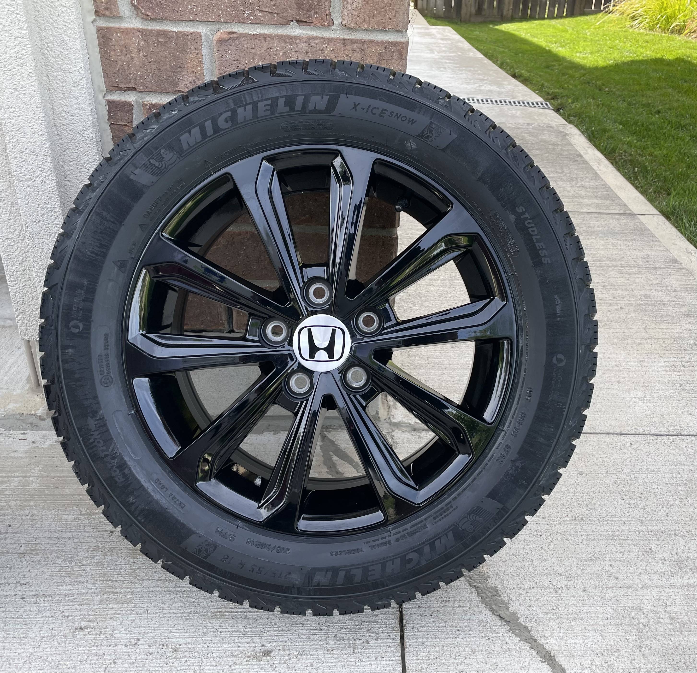 11th Gen Honda Civic The Official “Show Ya Snow Tires” Thread C491AEA2-DECC-4FDA-9031-B1BDF3AFE736