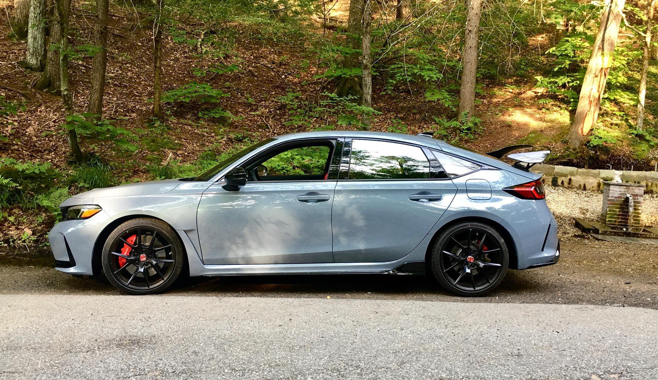 11th Gen Honda Civic Official SONIC GRAY PEARL FL5 Type R Photos Thread CF9047DC-9BE3-4263-B127-695C32932922