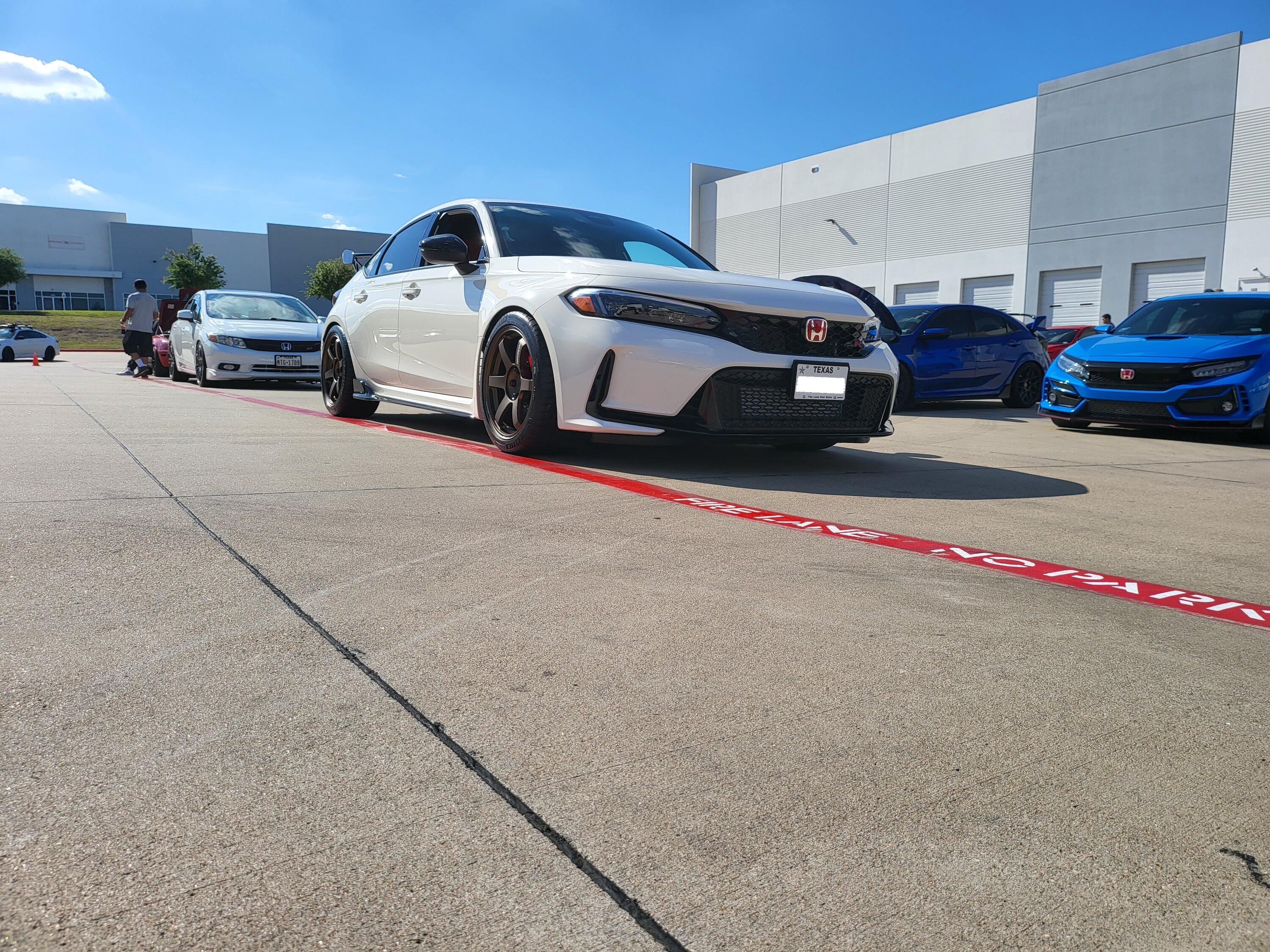 11th Gen Honda Civic Championship White FL5 #943 Build Civic XI (7)-2