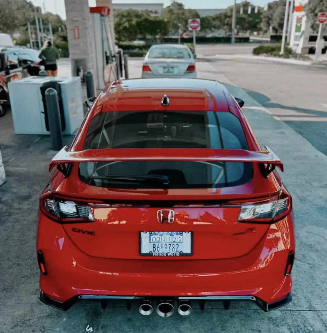 11th Gen Honda Civic Photos: Paint matched wing on FL5 D5299EE4-A8F4-4140-B65E-8100E6437C80