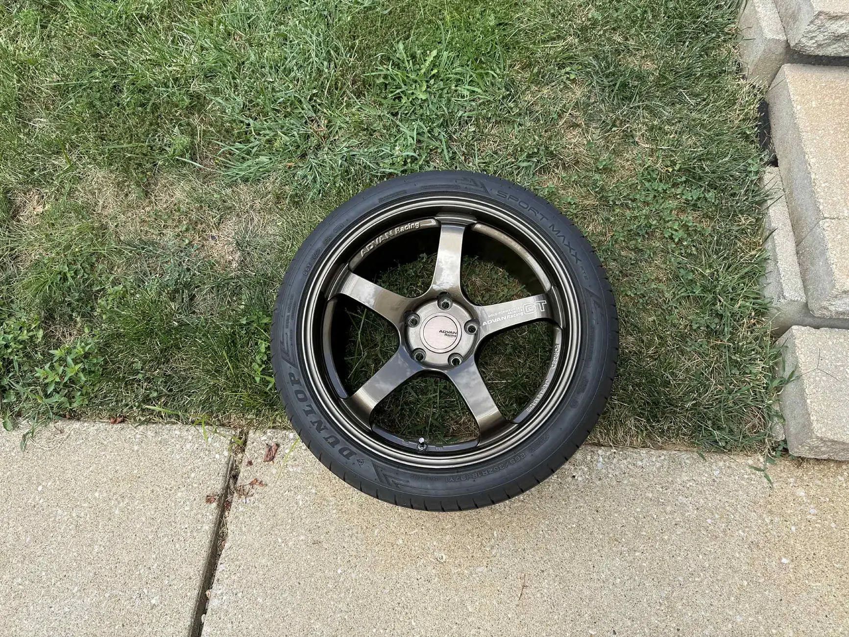 11th Gen Honda Civic Help with Advan GT wheel color? DAAEA202-44B7-4160-9837-061926B3DB86