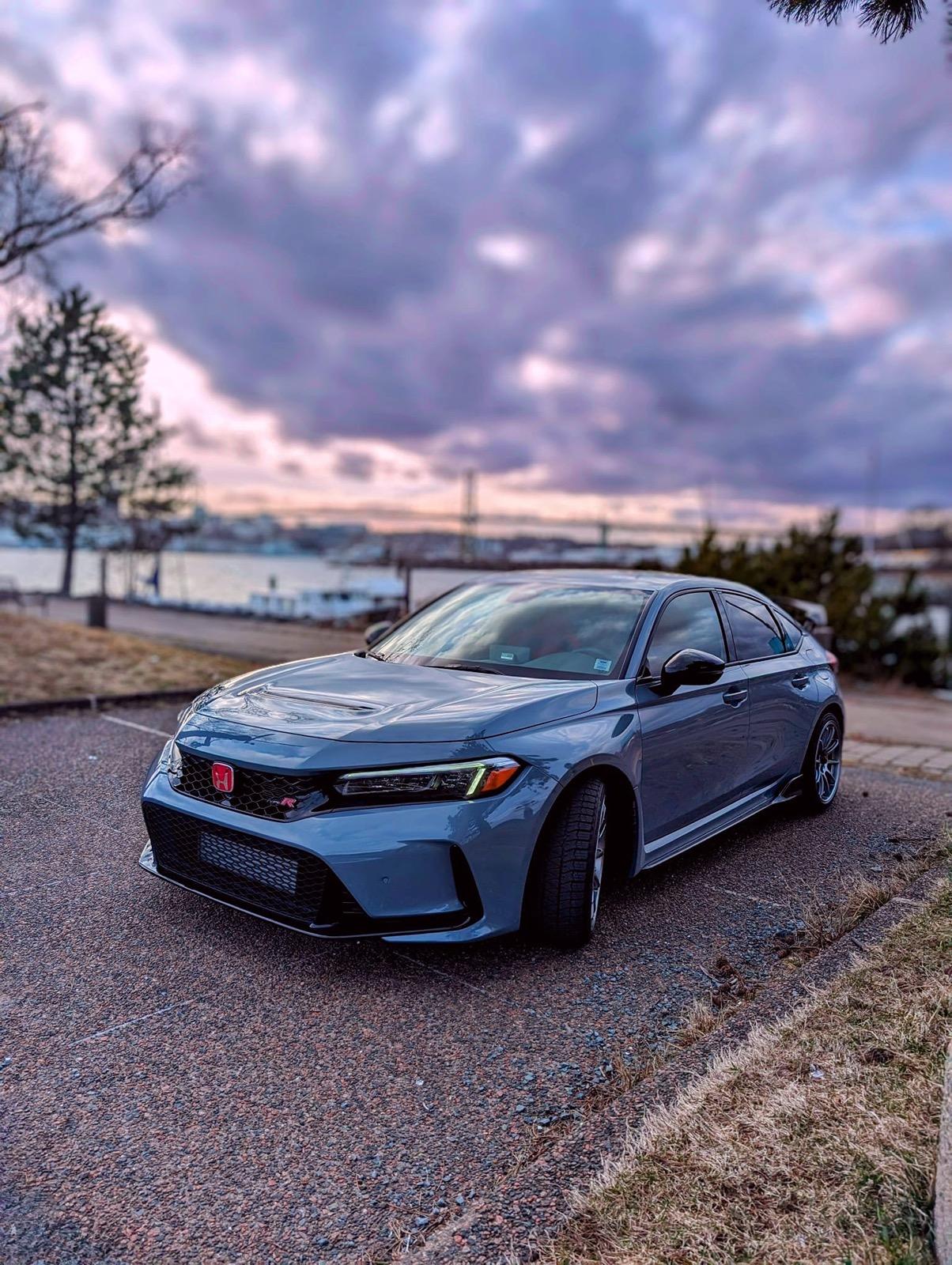 11th Gen Honda Civic Official SONIC GRAY PEARL FL5 Type R Photos Thread daf11e65-1471-423e-a671-479a9274d82b