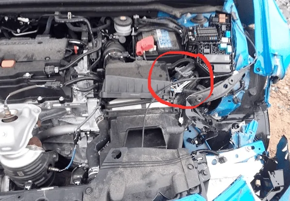 11th Gen Honda Civic looking to buy/fix 2022 civic sport 2.0 L with front end collision damage damaged engine bay