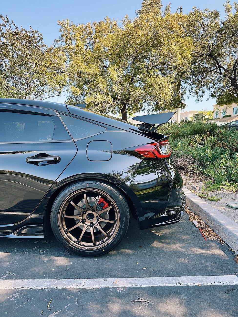 11th Gen Honda Civic God Spec info 18x10 +40 (pictures, alignment specs, tire info) DD012F71-A321-4BD1-8DD7-5500DB4284EE