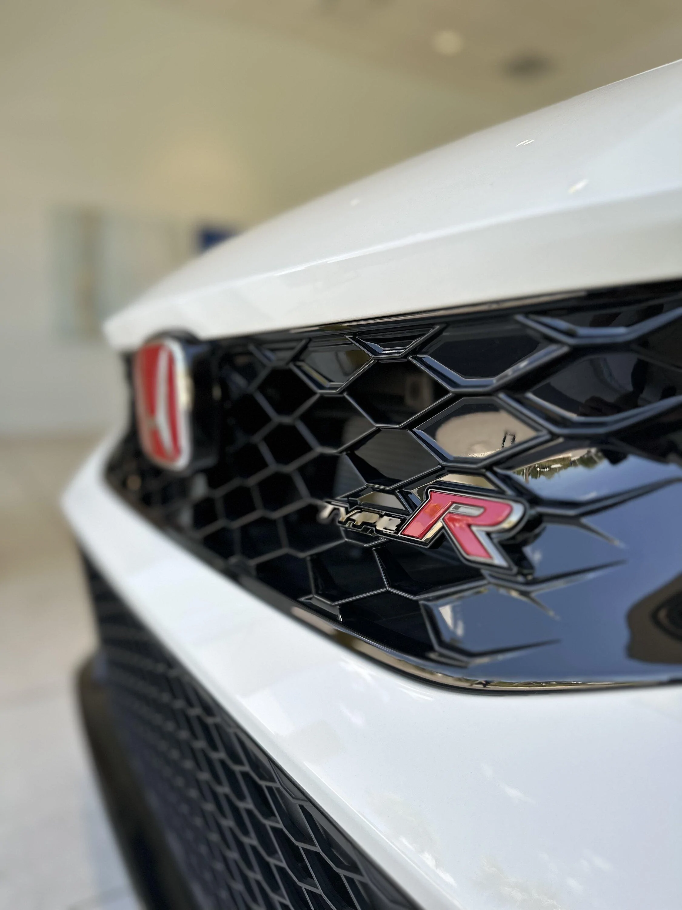 11th Gen Honda Civic Post your FL5 Civic Type R delivery pics! 🙌 📸 DD2444E4-3762-4B3F-A386-6C23FC92646D