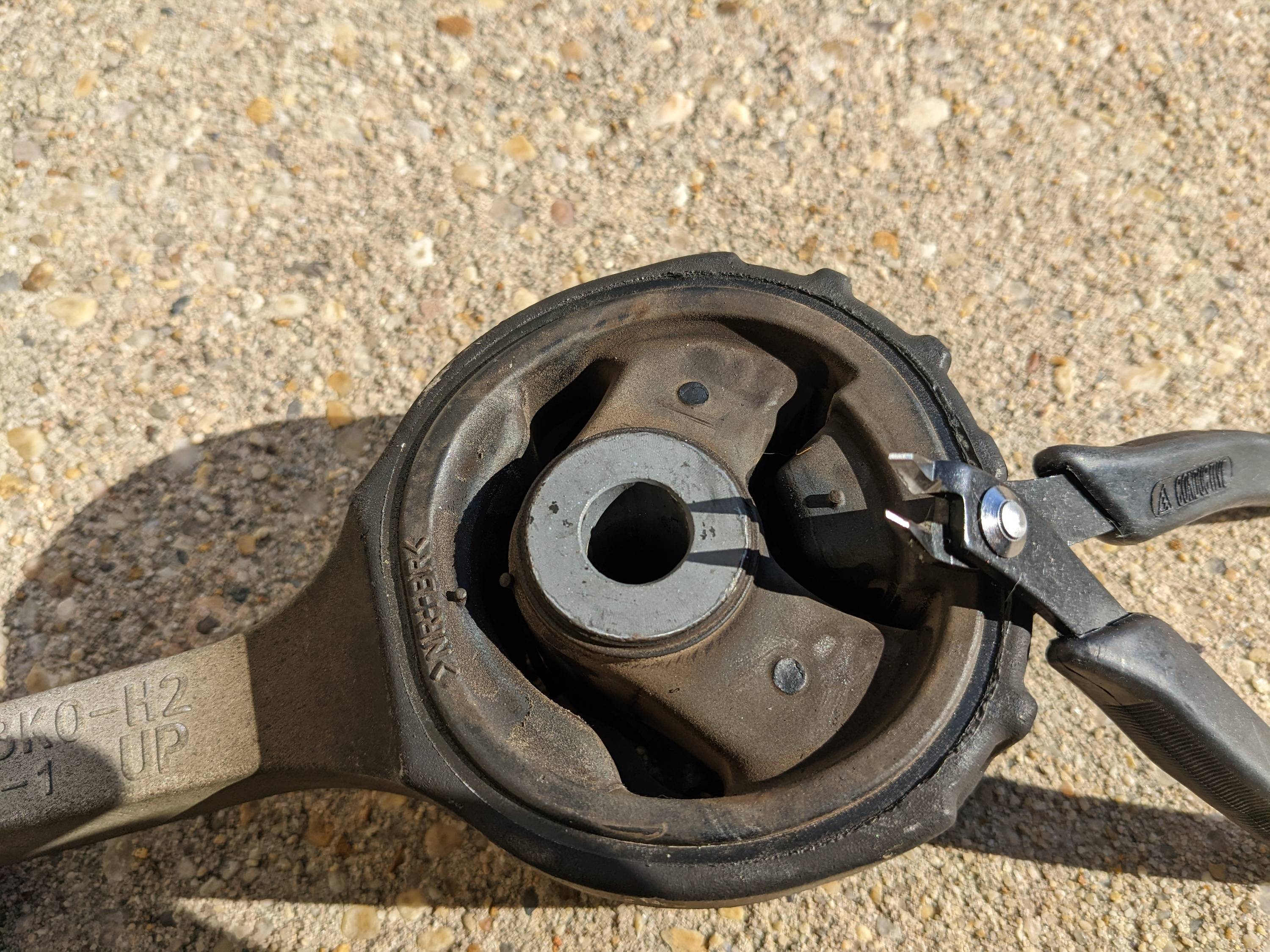 11th Gen Honda Civic 10th Gen Whiteline RMM insert installed in 11th Gen Si. DqiLtoT