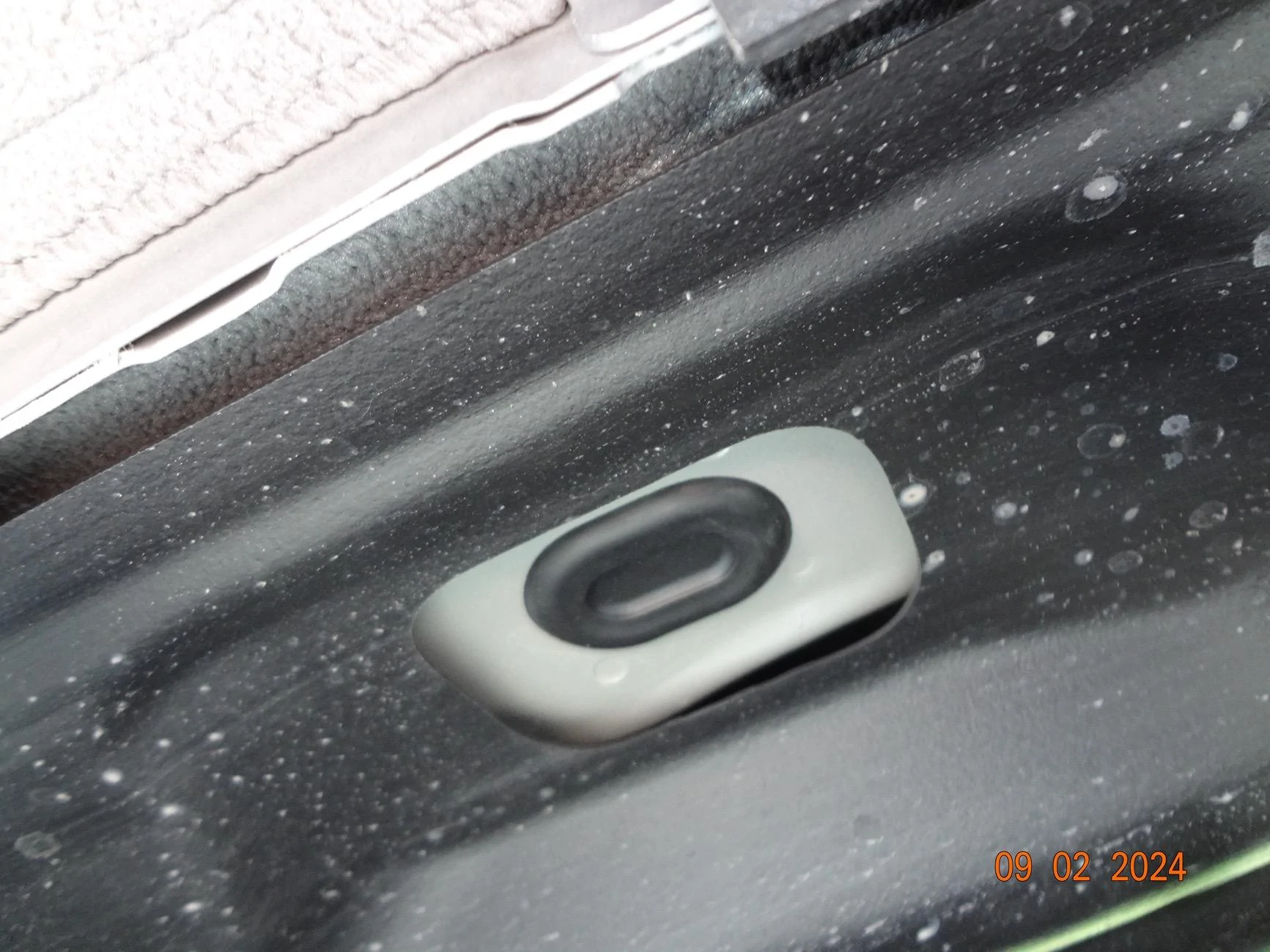 11th Gen Honda Civic SOLVED ; What are these rubber and plastic parts ? DSC01905