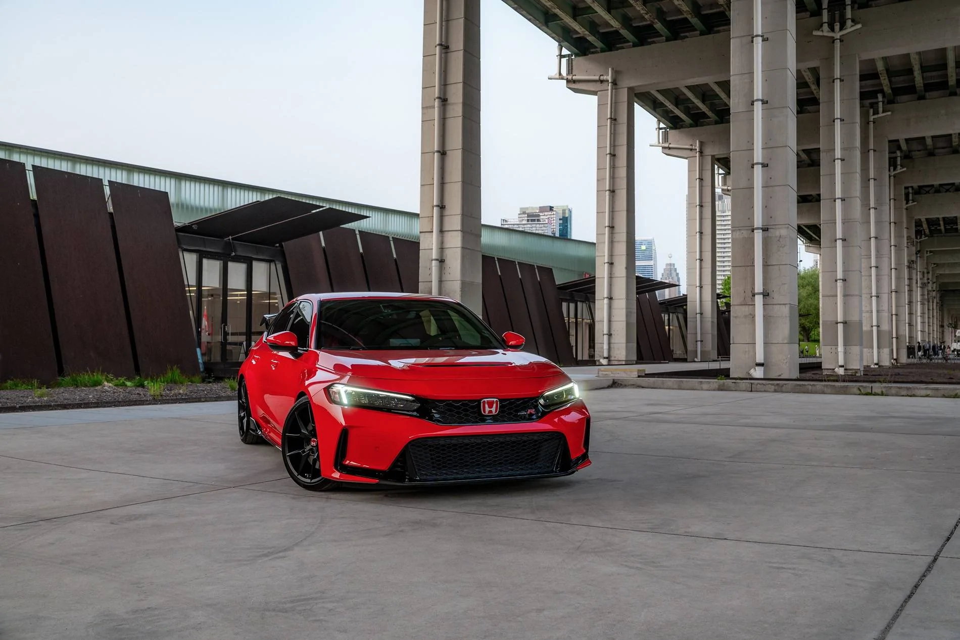 11th Gen Honda Civic Official RALLYE RED FL5 Type R Photos Thread DSC07520