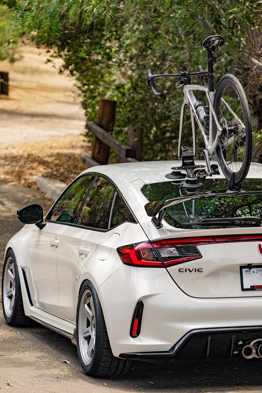 11th Gen Honda Civic Official CHAMPIONSHIP WHITE FL5 Type R Photos Thread DSC08373