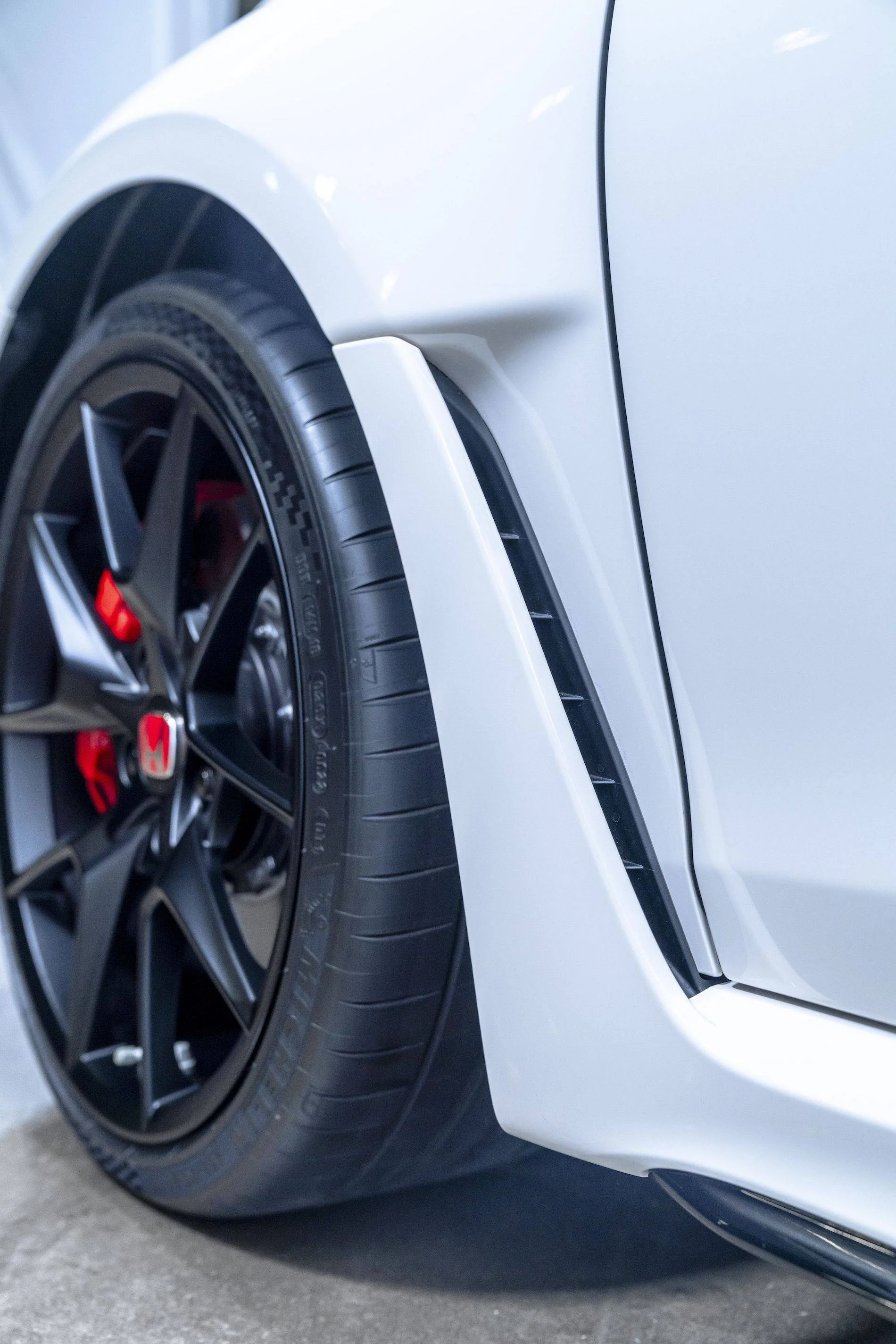 11th Gen Honda Civic OFFICIAL: 2023 Civic Type R Reveal Photos, Wallpapers & Videos dsc8644-1658333385