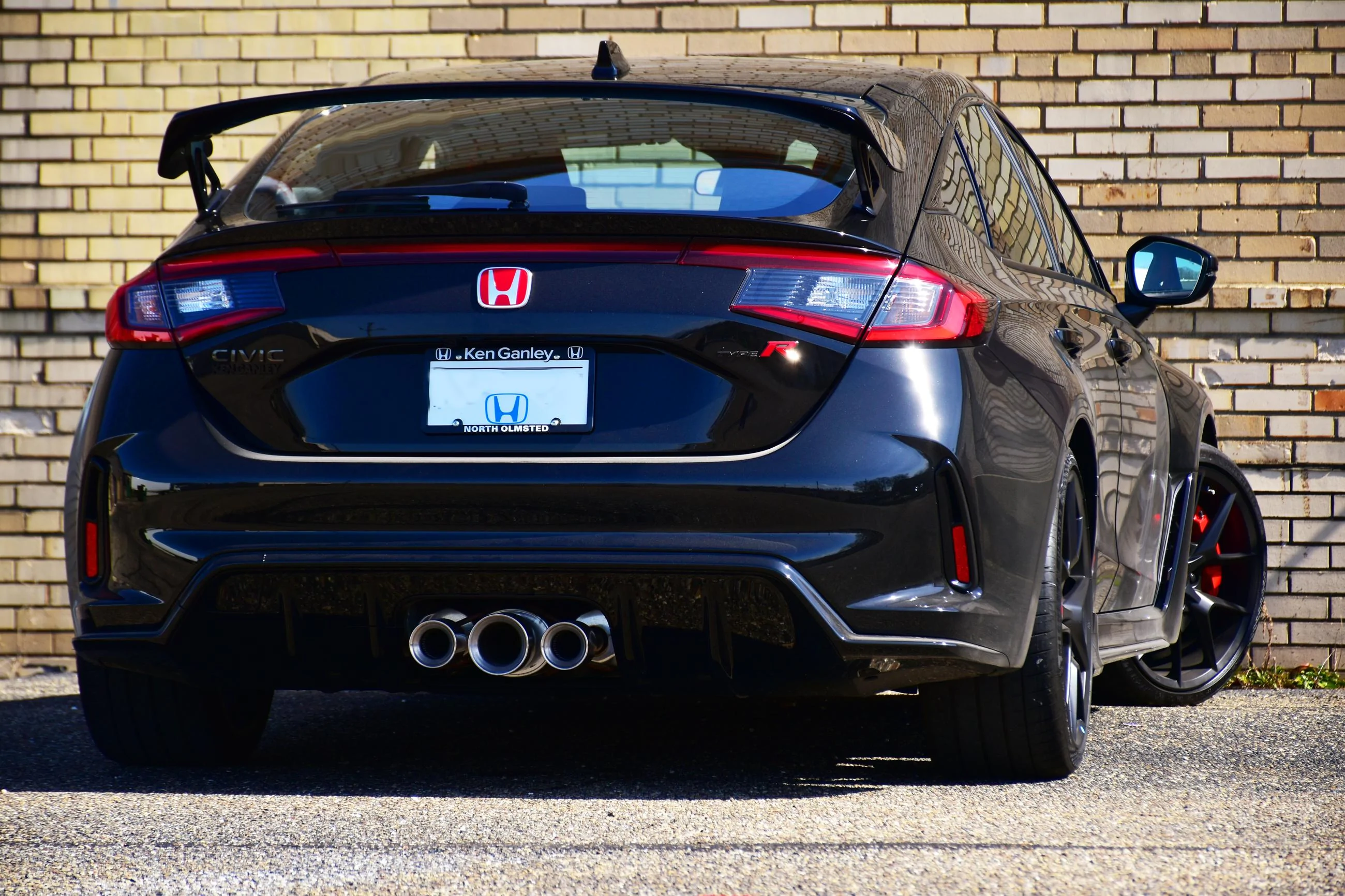 11th Gen Honda Civic Official CRYSTAL BLACK PEARL FL5 Type R Photos Thread DSC_0063aa