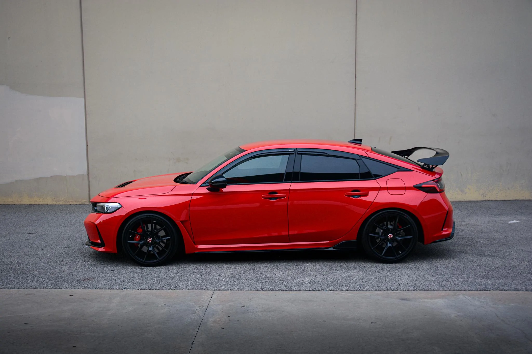 11th Gen Honda Civic Official RALLYE RED FL5 Type R Photos Thread DSC_3387