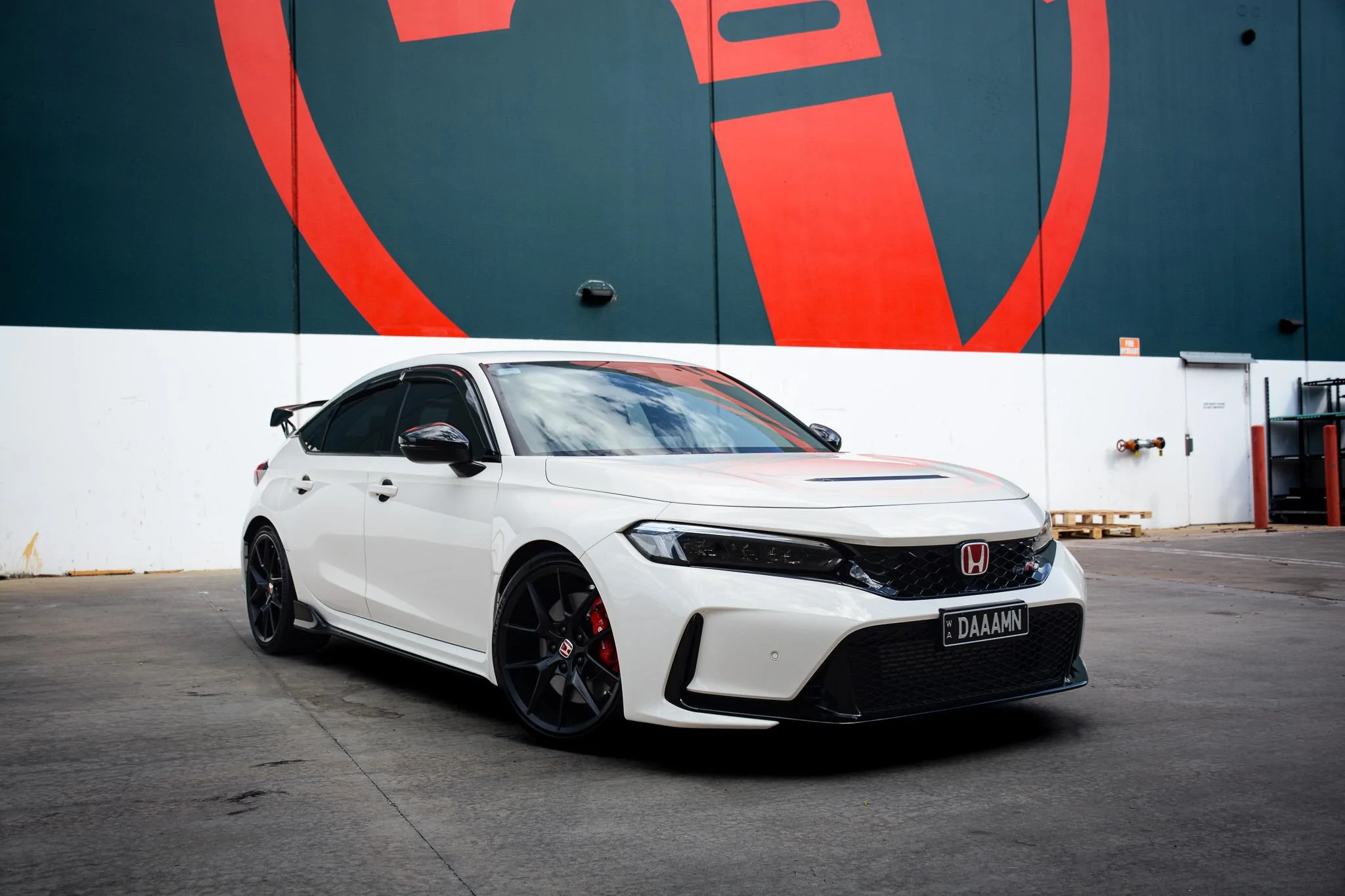 11th Gen Honda Civic Official CHAMPIONSHIP WHITE FL5 Type R Photos Thread DSC_3798-2