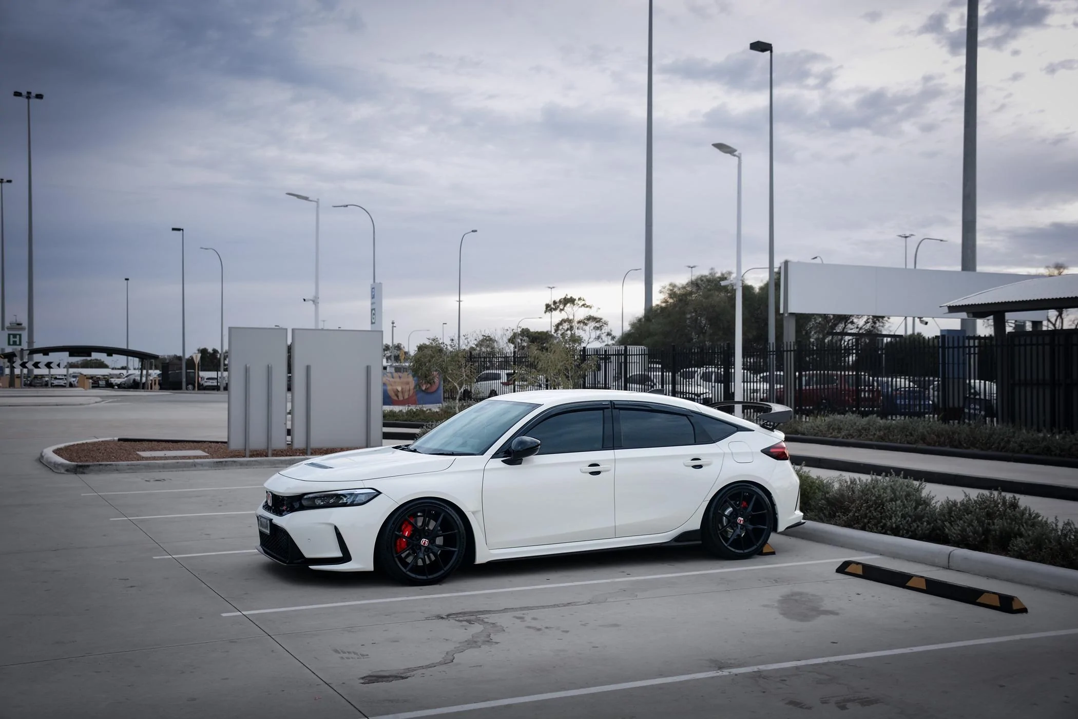11th Gen Honda Civic The FL5 Civic Type R Wheel Spacer Reference Thread DSC_4172-2