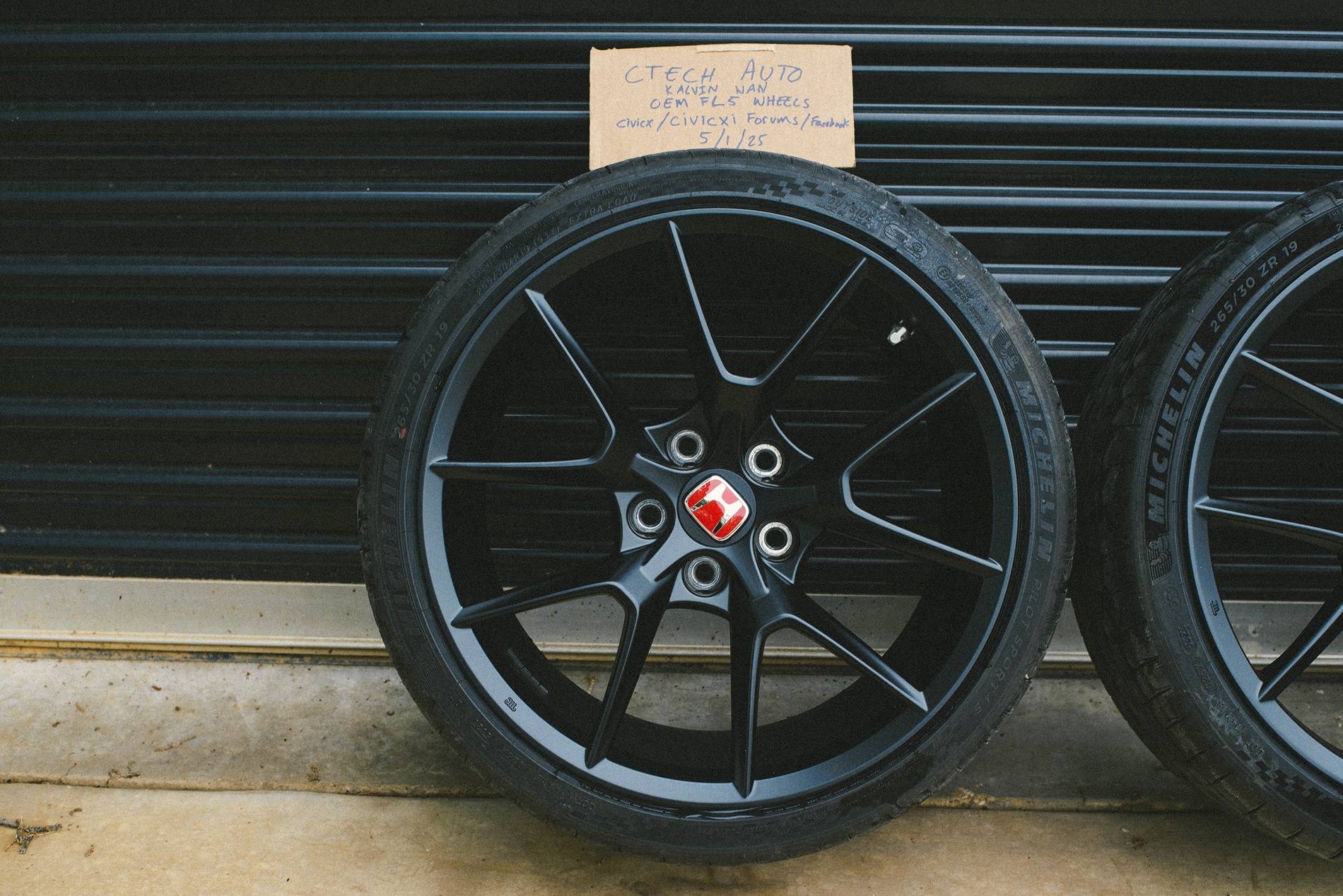 11th Gen Honda Civic ******SOLD****** FS: 2025 OEM Civic Type R FL5 Wheels and Tires $1,300 Shipped / $1,200 Local DFW Pickup DSC_5163